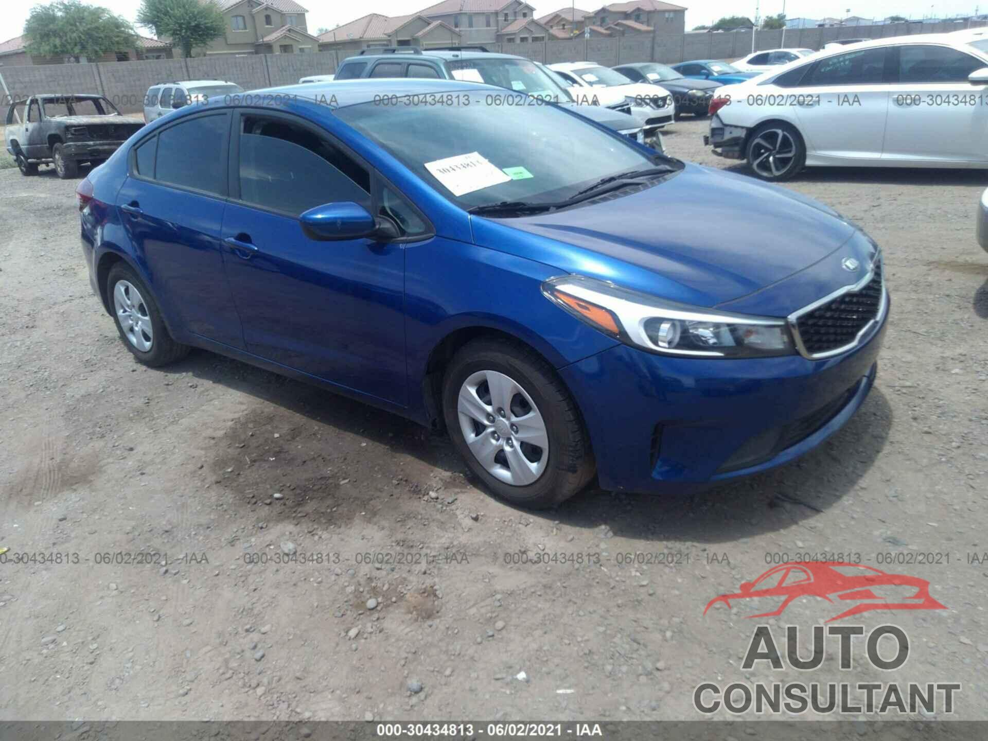 KIA FORTE 2018 - 3KPFK4A74JE192863