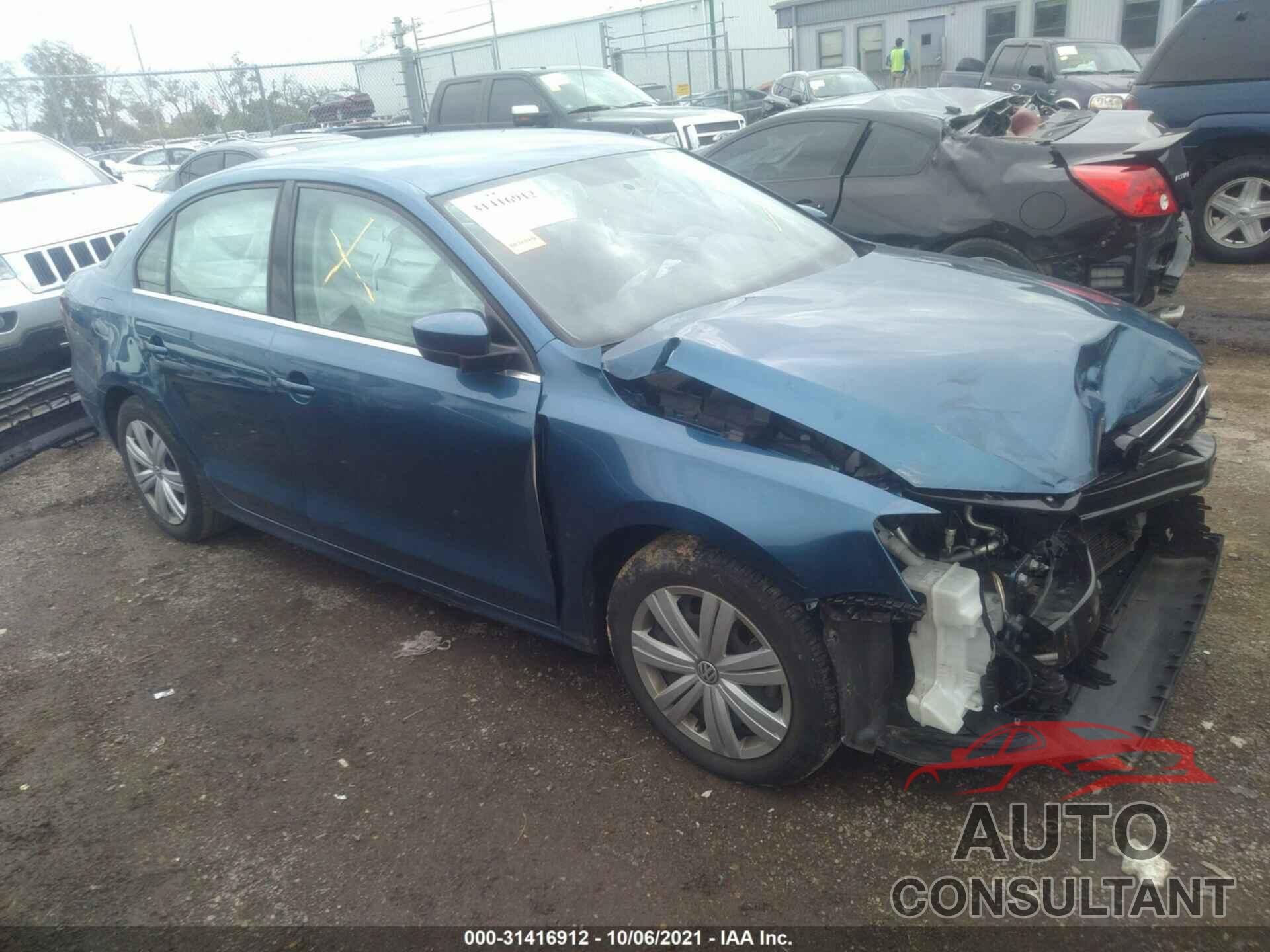 VOLKSWAGEN JETTA 2017 - 3VW2B7AJ8HM383808
