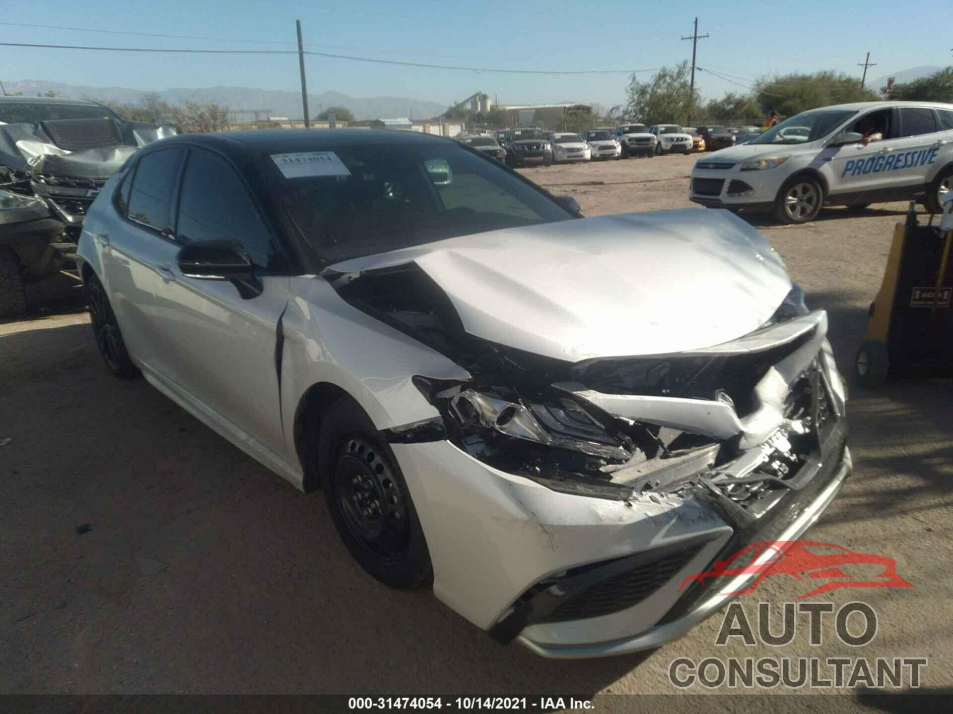 TOYOTA CAMRY 2021 - 4T1K61AK6MU482108