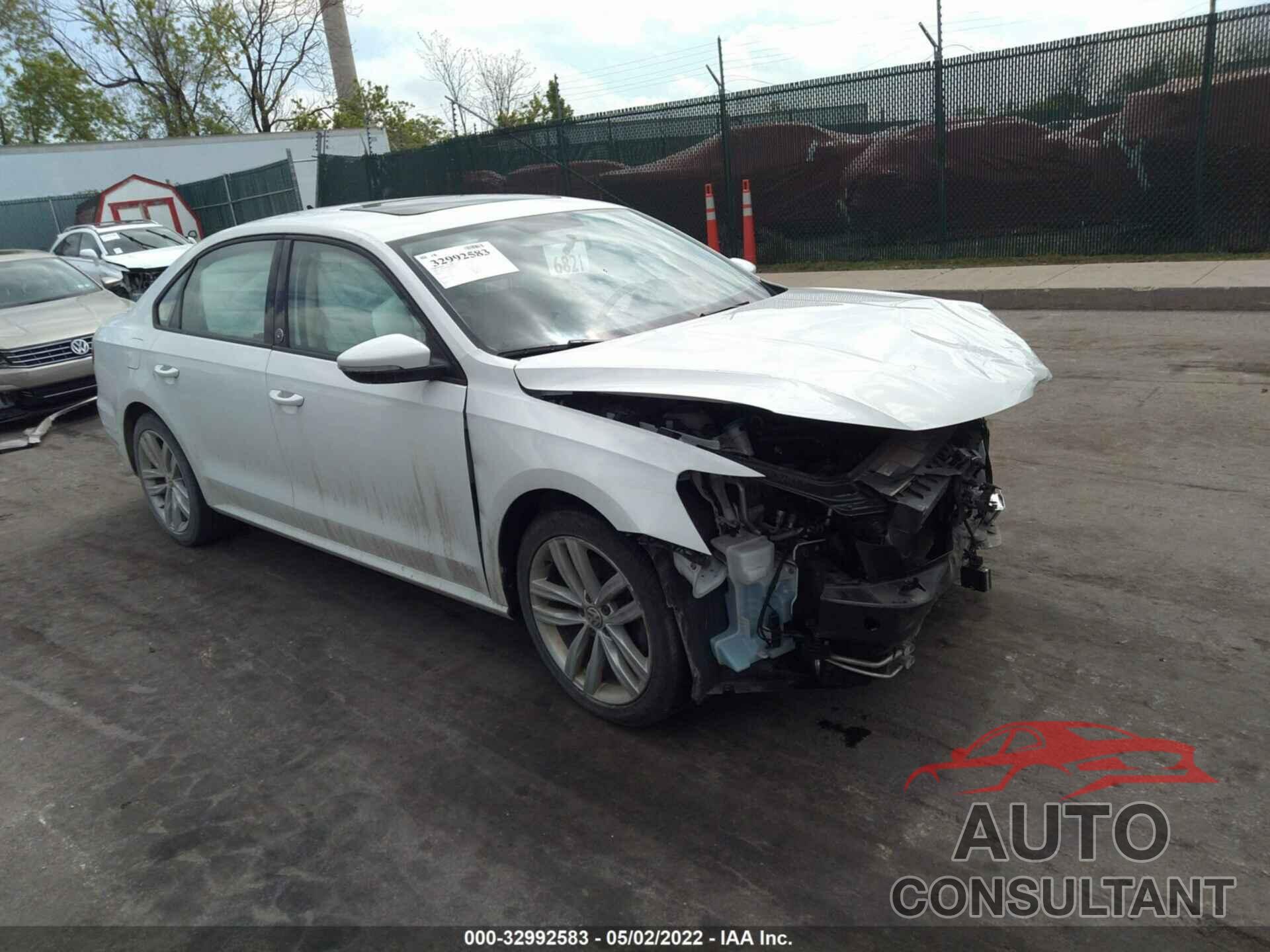 VOLKSWAGEN PASSAT 2019 - 1VWLA7A3XKC005684
