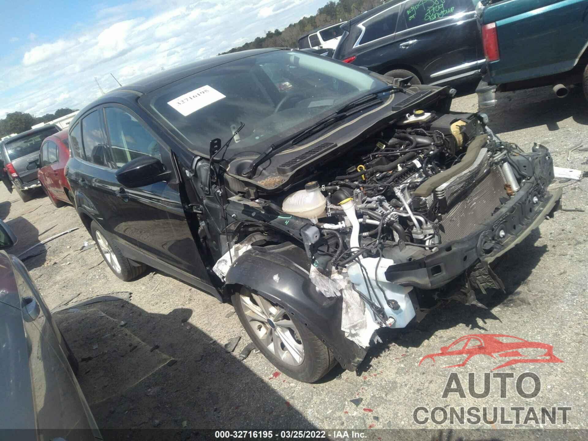FORD ESCAPE 2019 - 1FMCU0GD9KUB93394