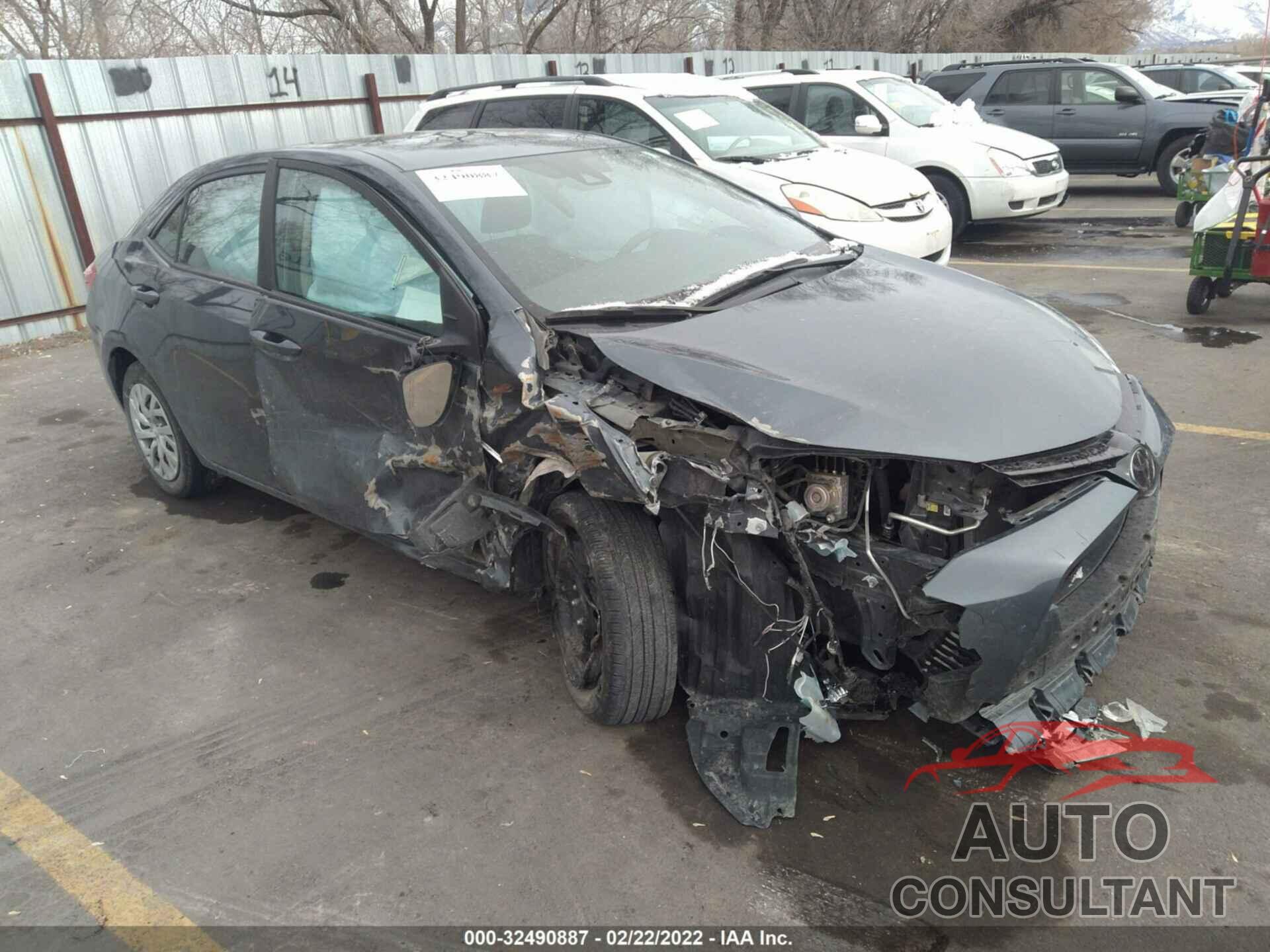 TOYOTA COROLLA 2018 - 2T1BURHE7JC064495