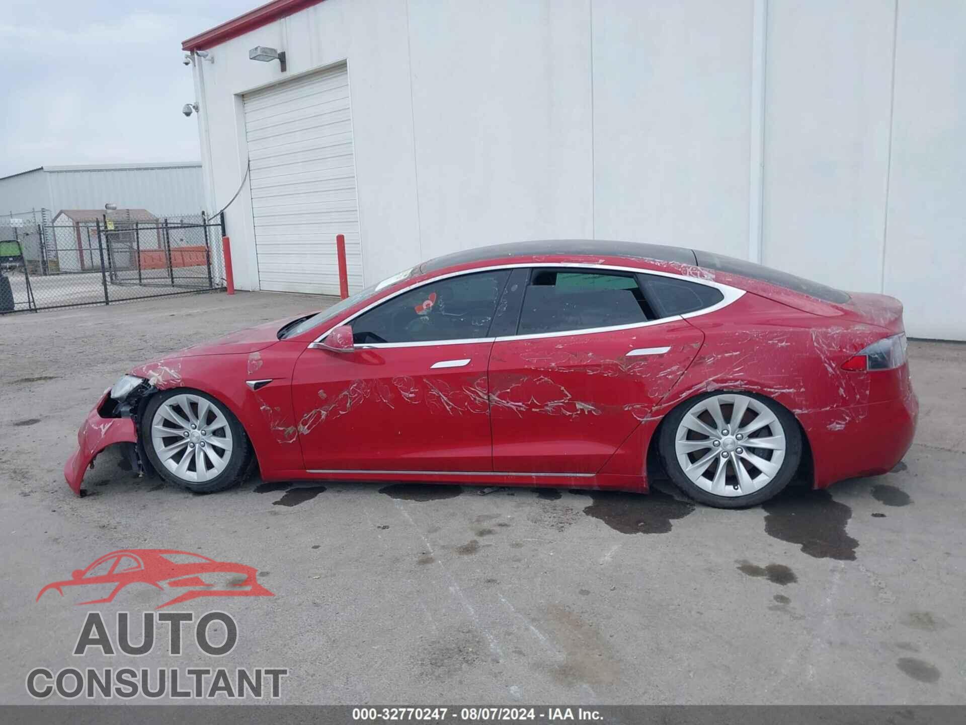TESLA MODEL S 2017 - 5YJSA1E18HF213739