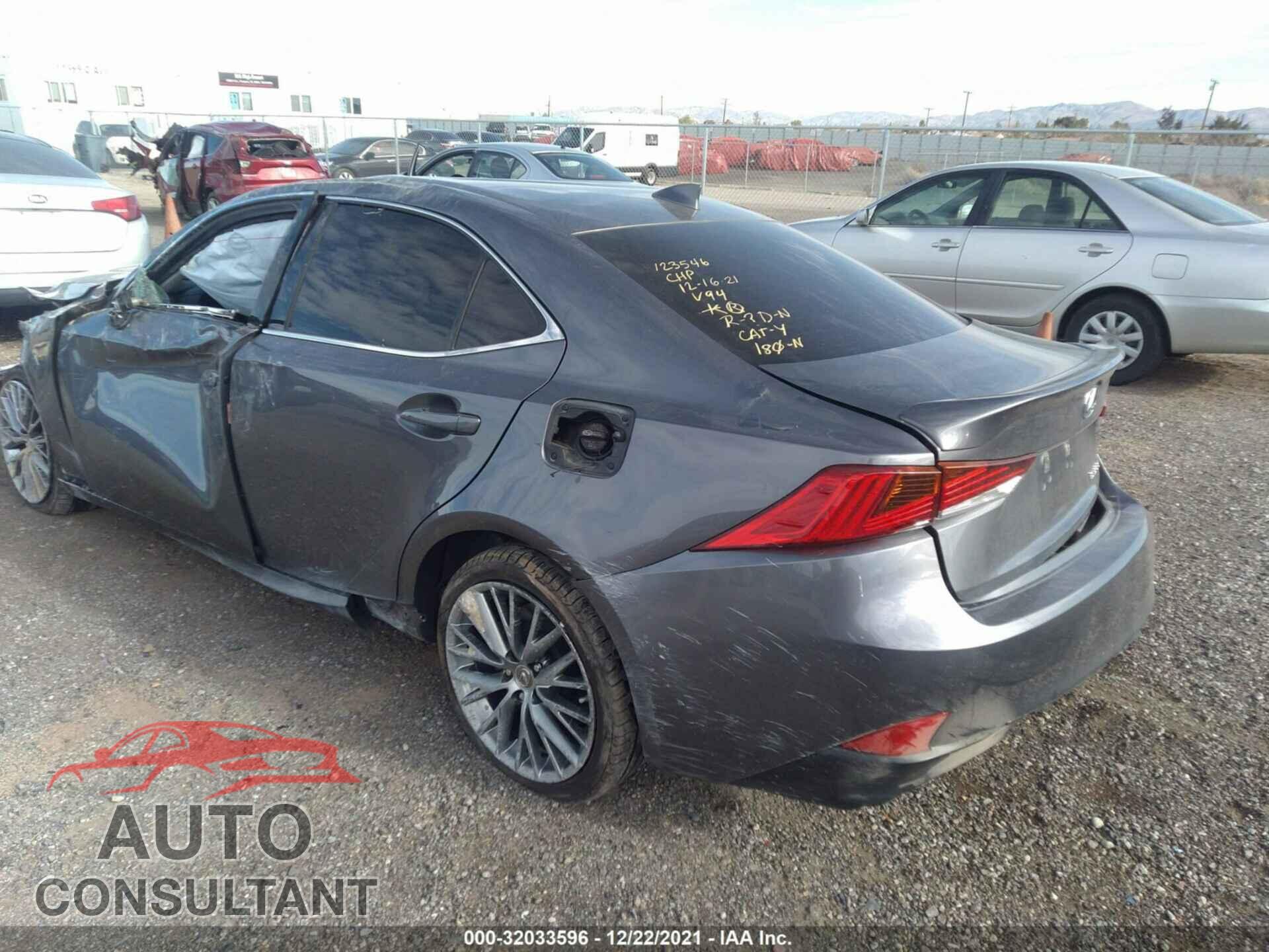 LEXUS IS 2018 - JTHBA1D21J5071234