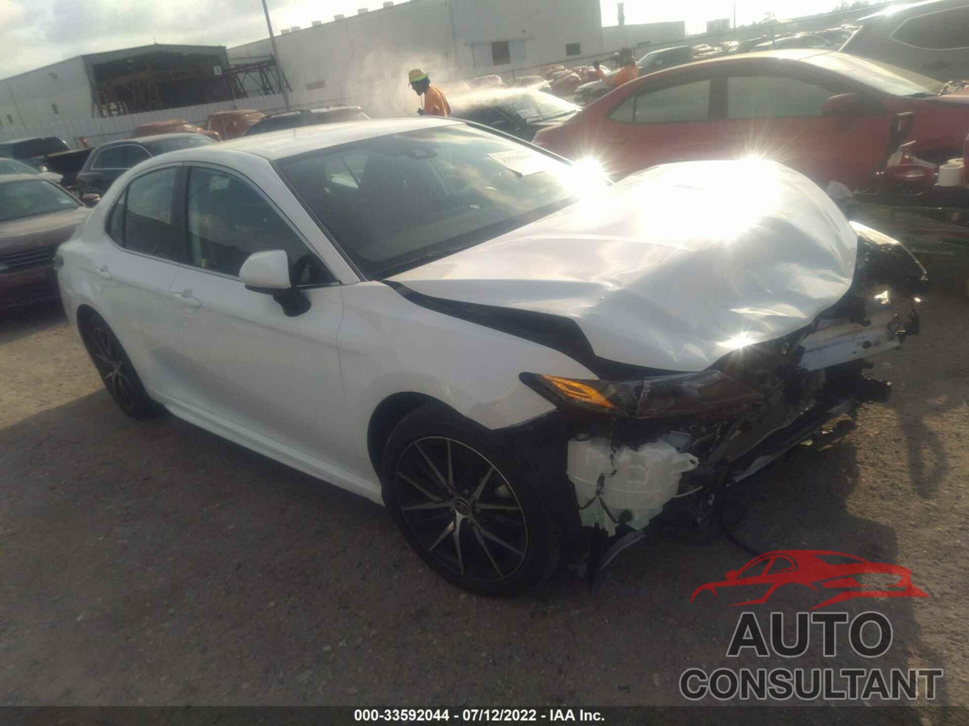 TOYOTA CAMRY 2021 - 4T1G11AK2MU479680