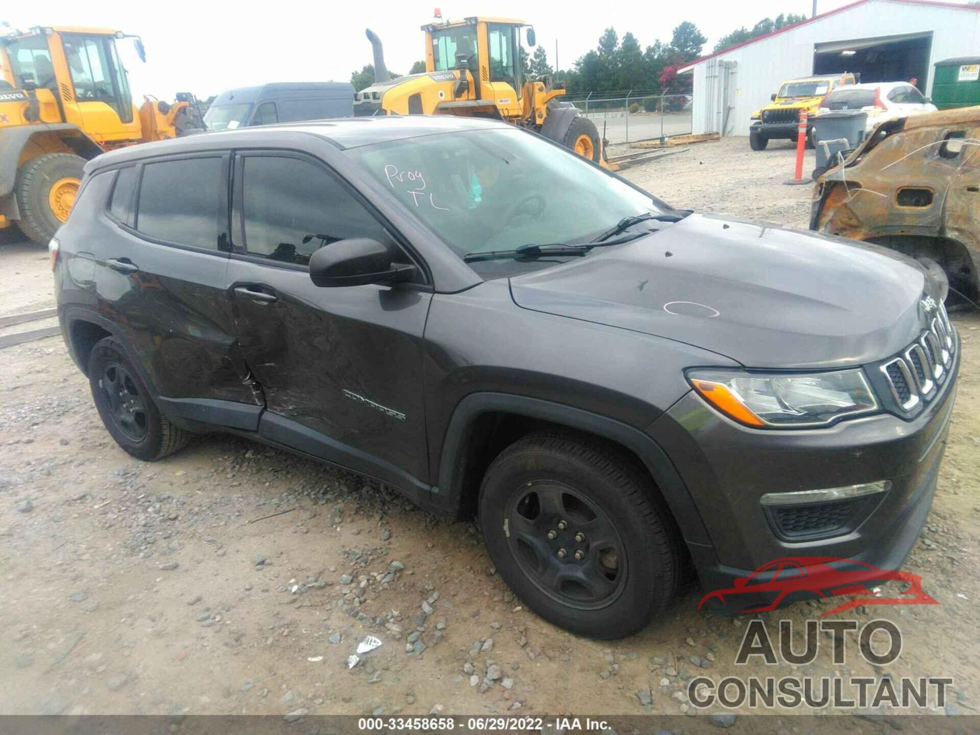 JEEP COMPASS 2018 - 3C4NJCAB5JT359126