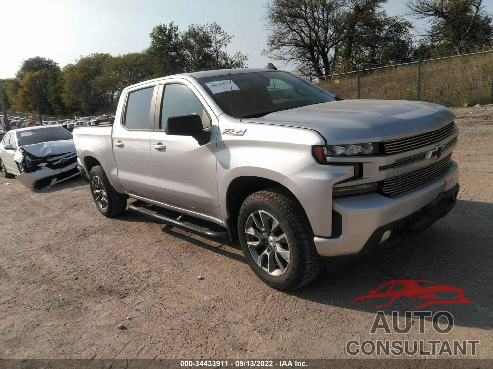 CHEVROLET SILVERADO 1500 2021 - 1GCUYEED2MZ195829