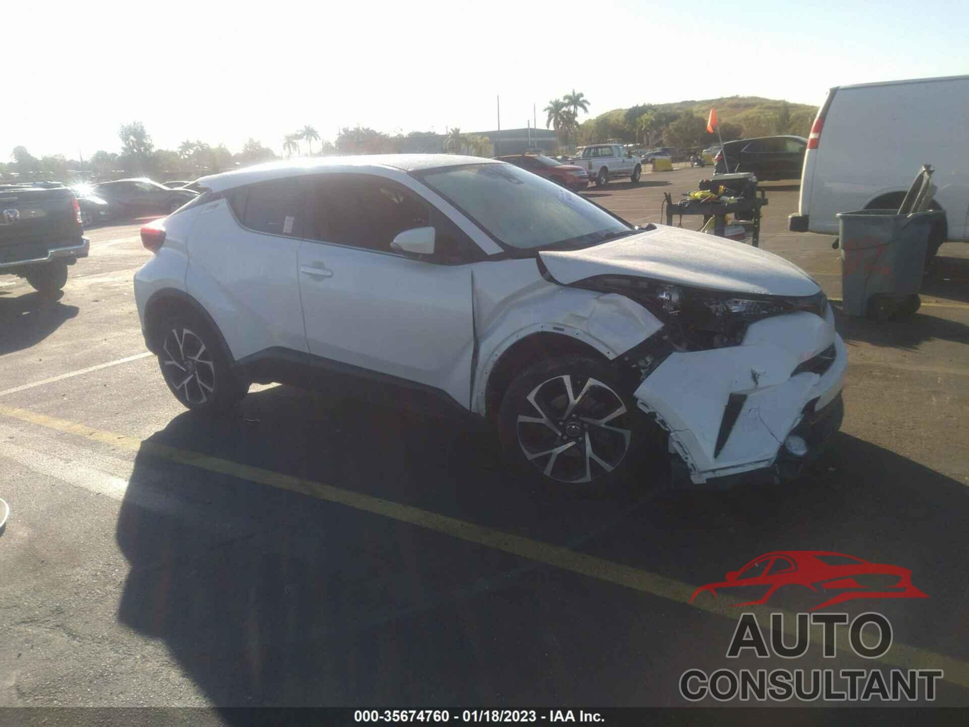 TOYOTA C-HR 2019 - NMTKHMBX5KR090084