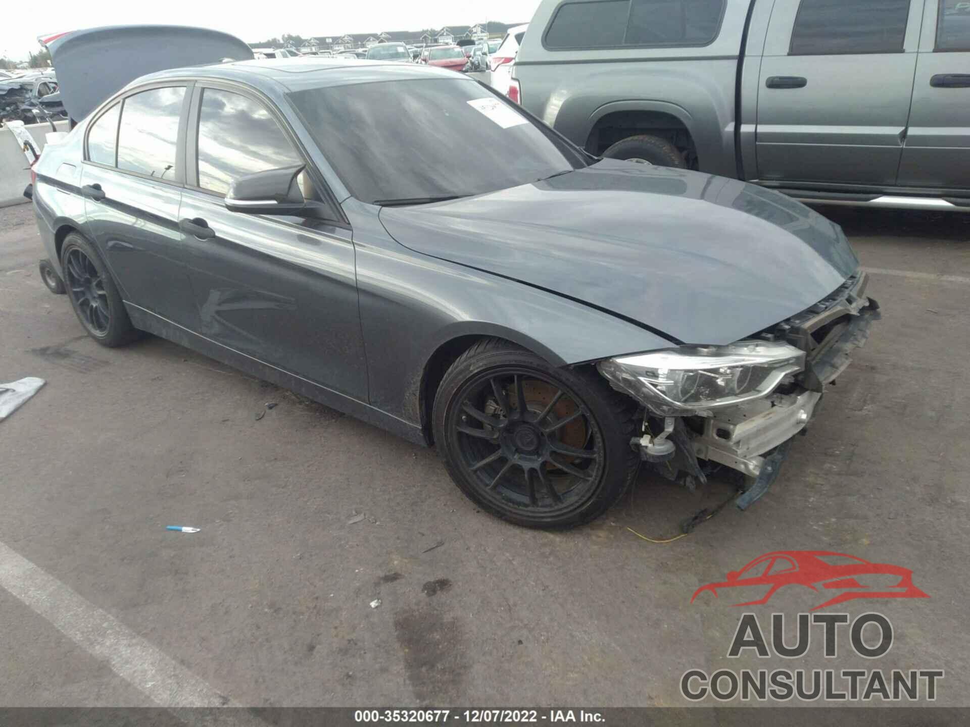 BMW 3 SERIES 2018 - WBA8E1G5XJNU93330