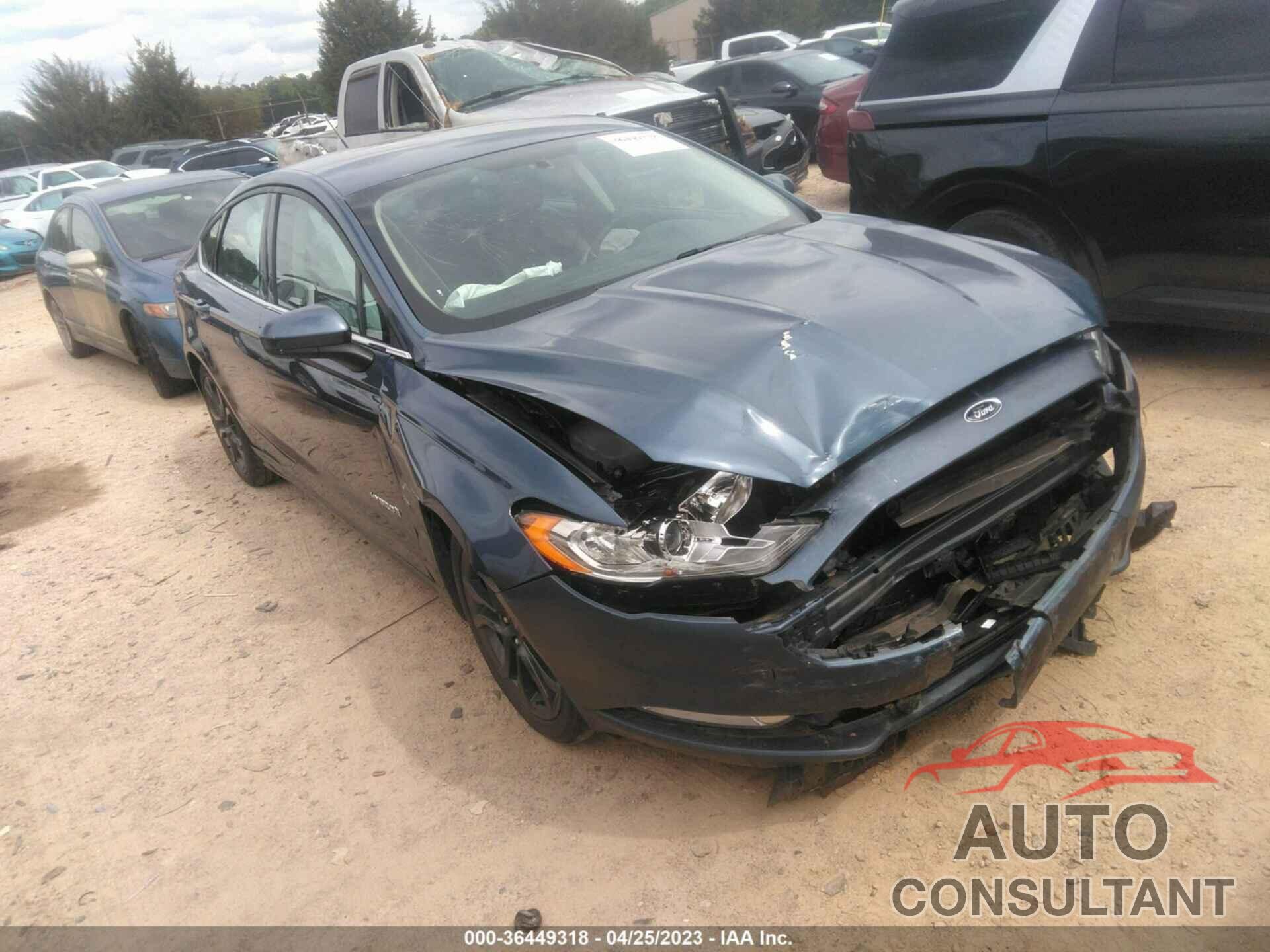 FORD FUSION HYBRID 2018 - 3FA6P0LU1JR219917