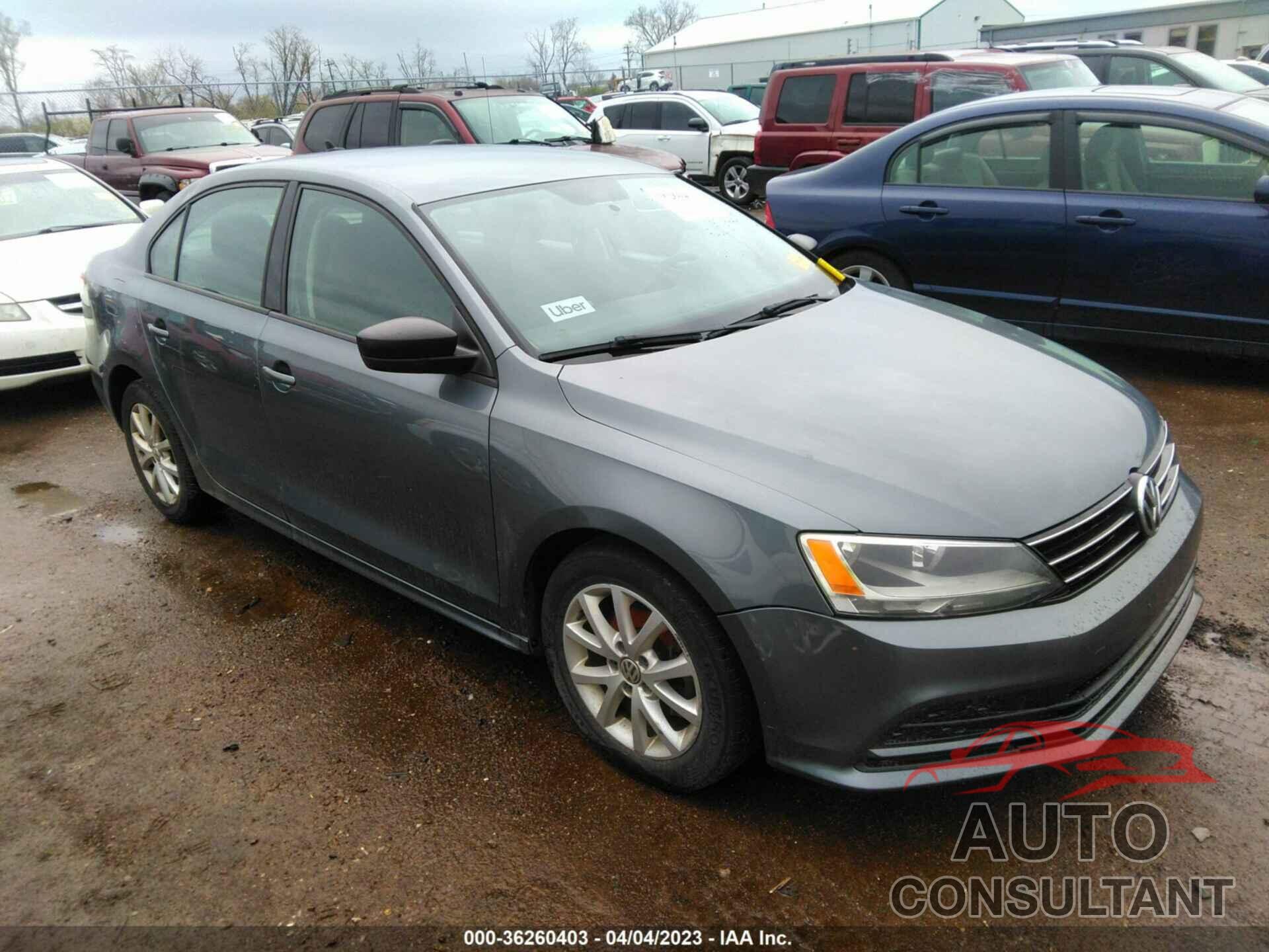 VOLKSWAGEN JETTA SEDAN 2015 - 3VWD17AJ4FM314798