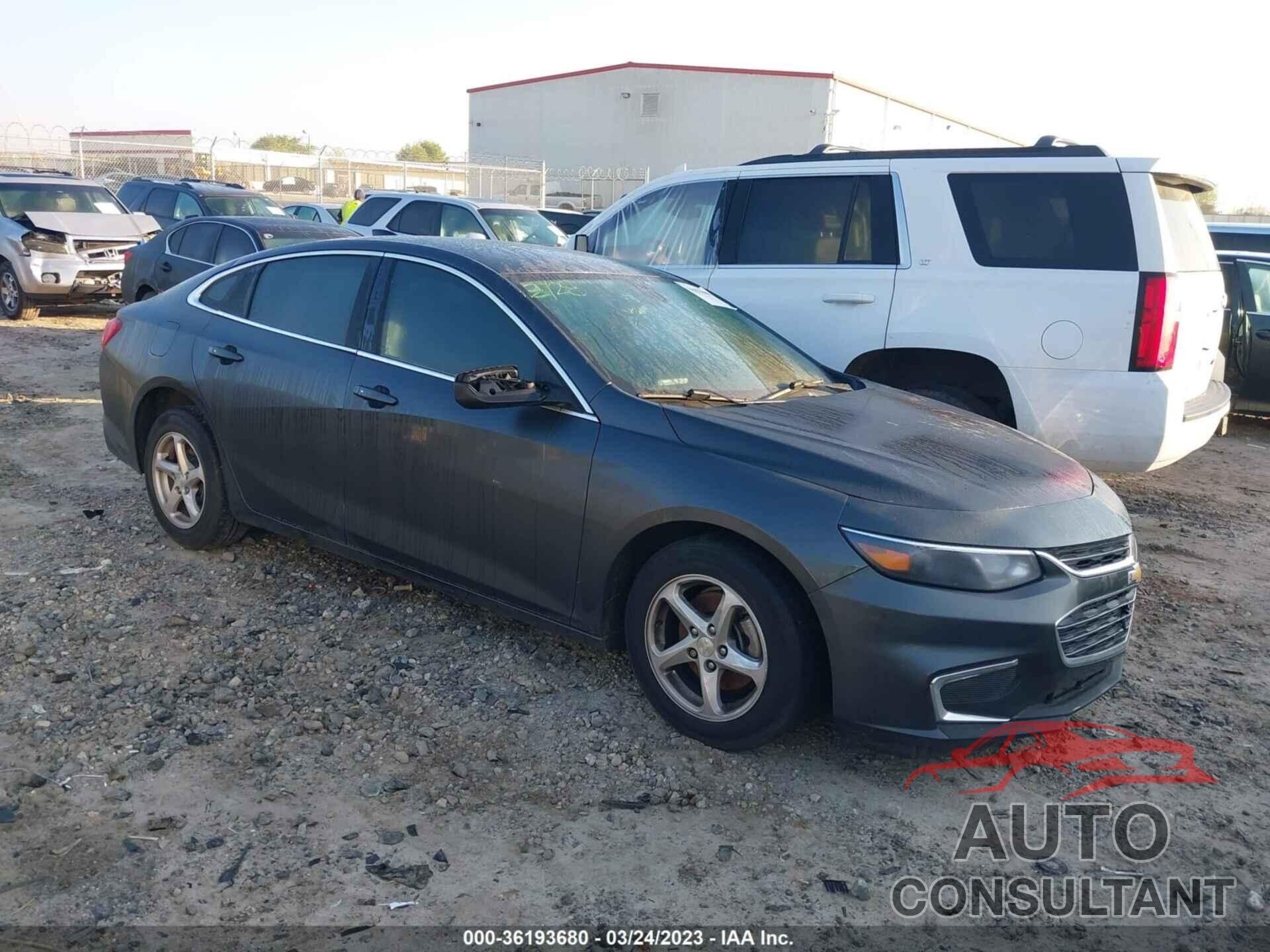 CHEVROLET MALIBU 2017 - 1G1ZB5ST4HF139992