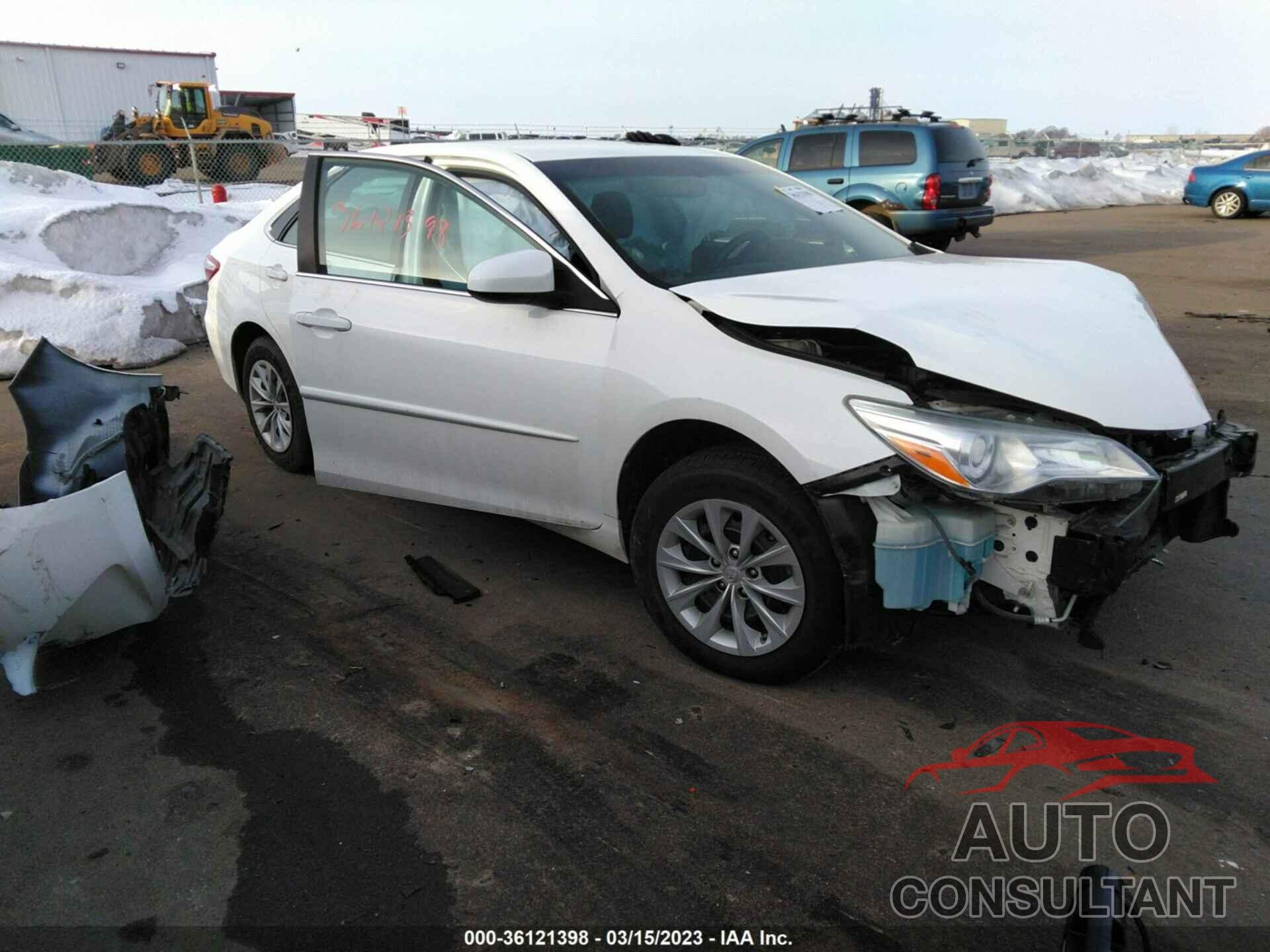 TOYOTA CAMRY 2015 - 4T4BF1FK1FR449650