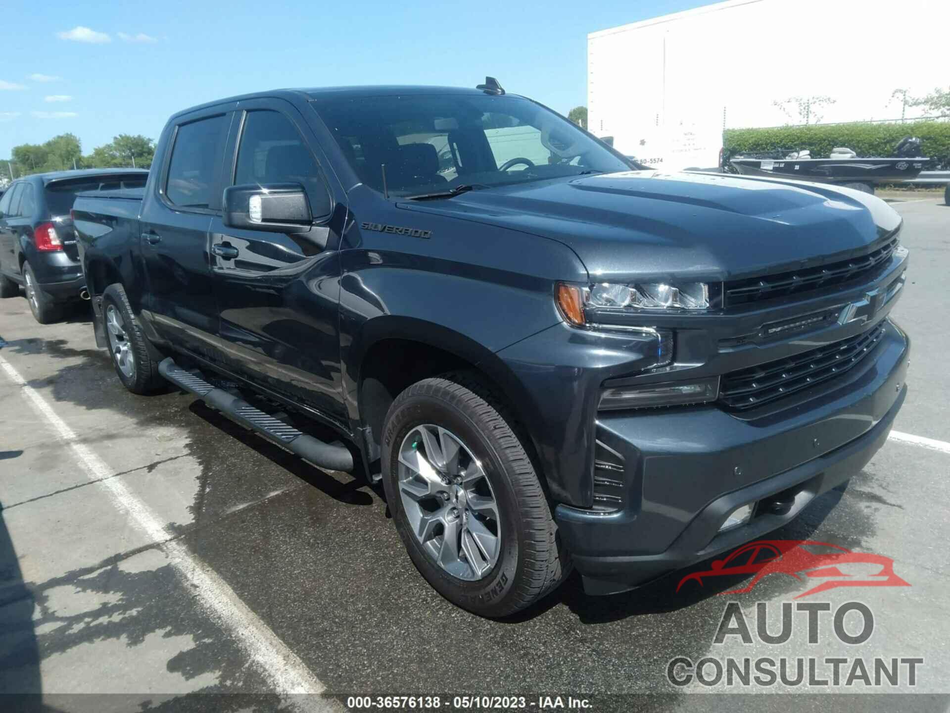 CHEVROLET SILVERADO 1500 2021 - 1GCUYEED1MZ241134