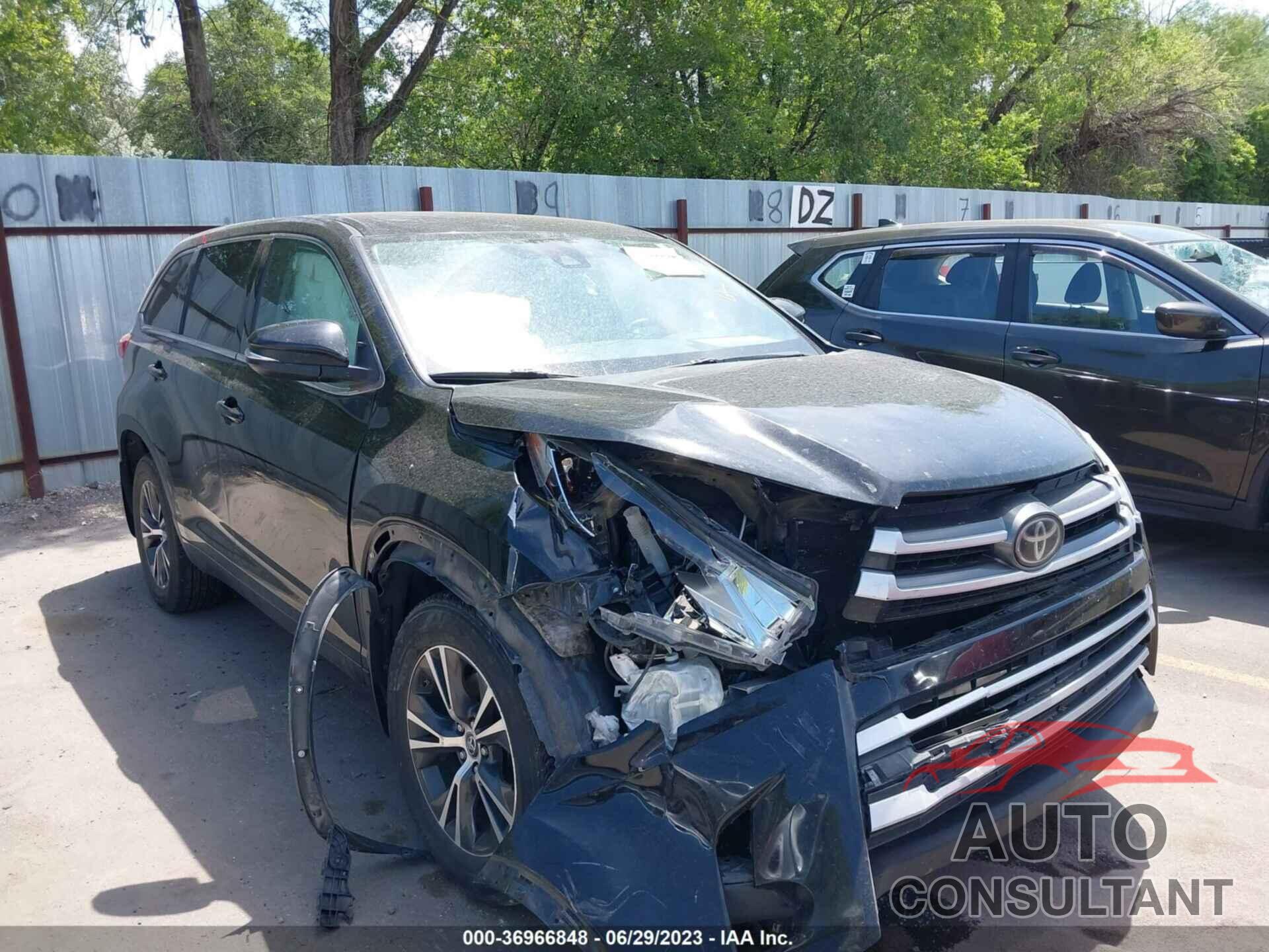 TOYOTA HIGHLANDER 2017 - 5TDBZRFH5HS395494