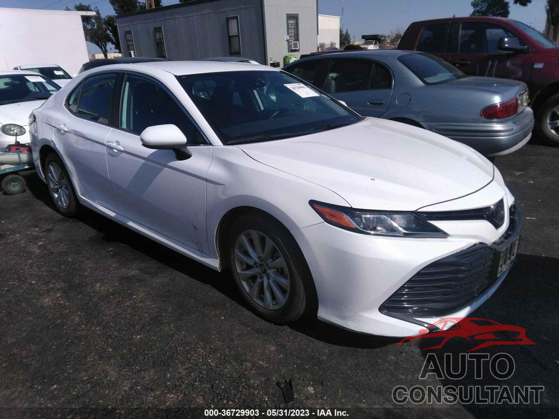 TOYOTA CAMRY 2019 - 4T1B11HK8KU828158