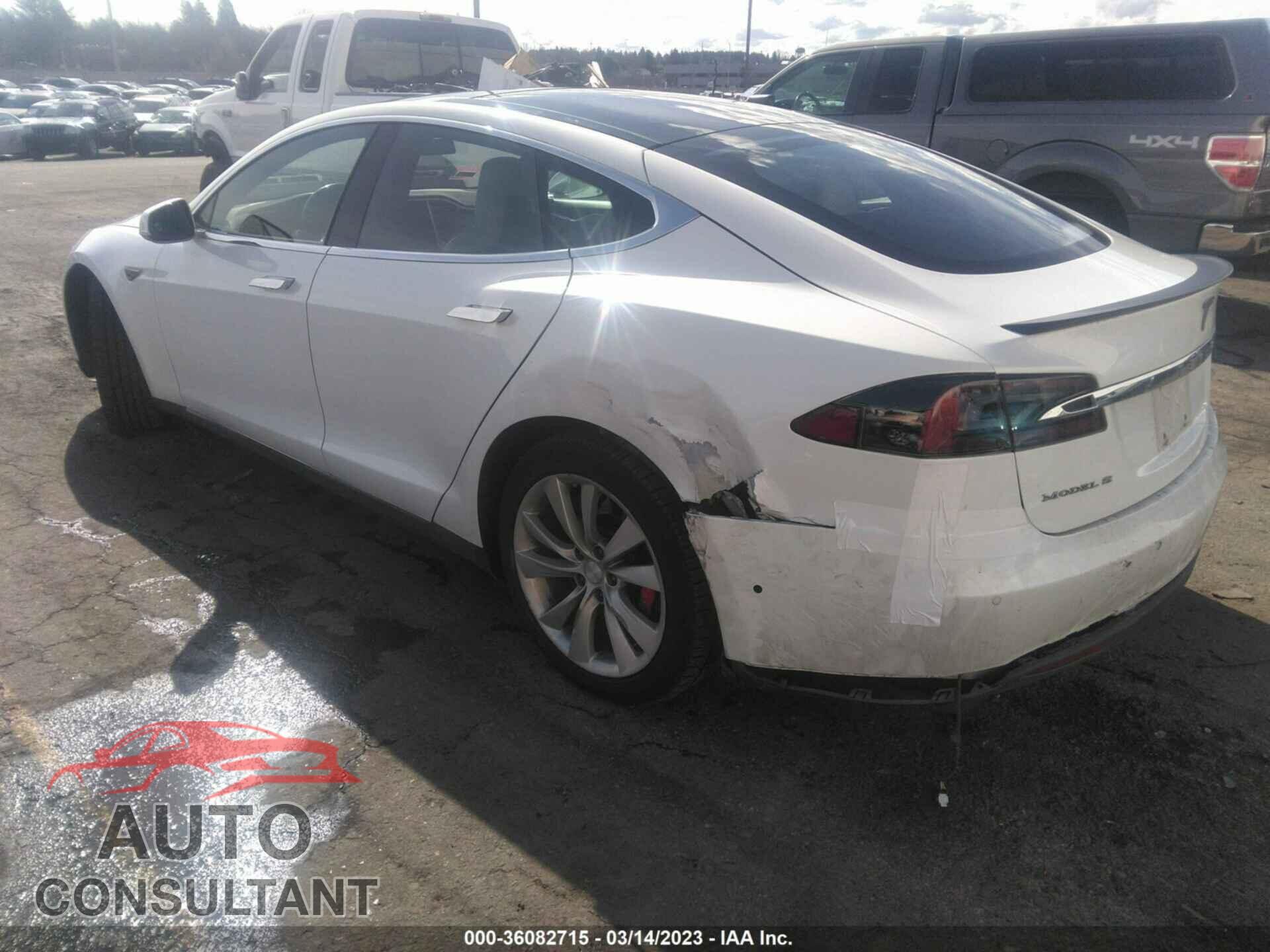 TESLA MODEL S 2015 - 5YJSA1E44FF115198