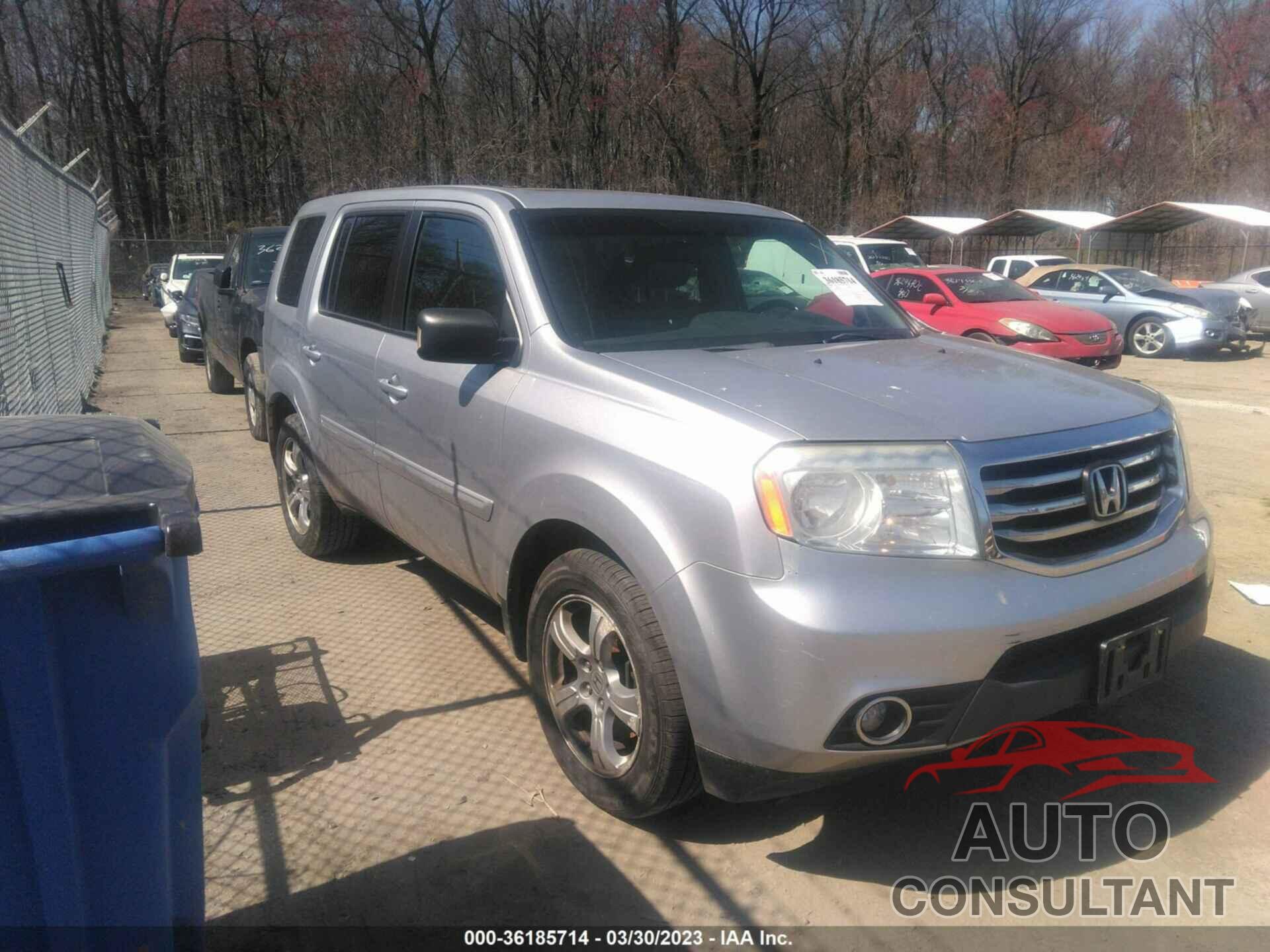 HONDA PILOT 2015 - 5FNYF4H5XFB045157