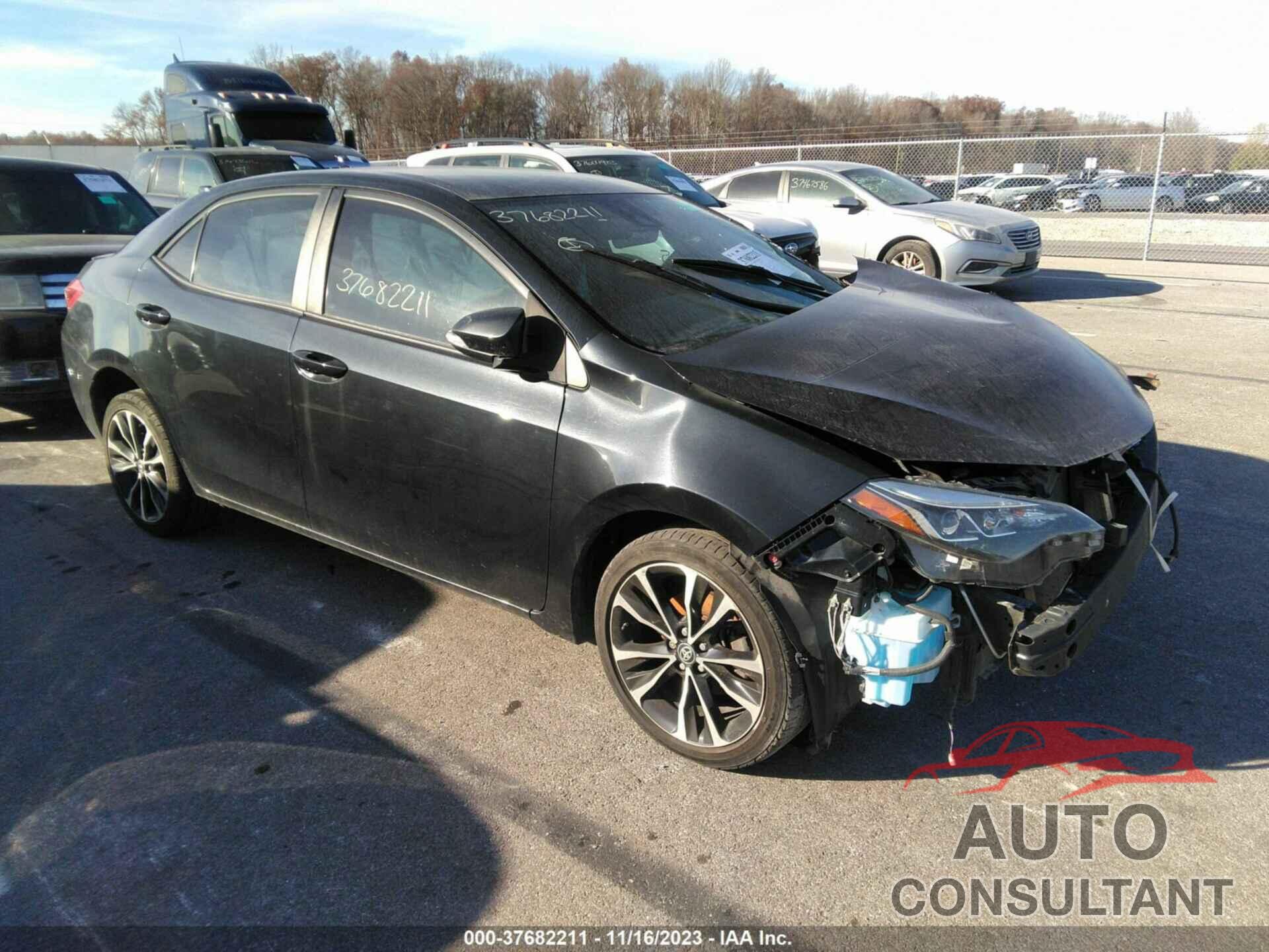 TOYOTA COROLLA 2018 - 2T1BURHEXJC043835