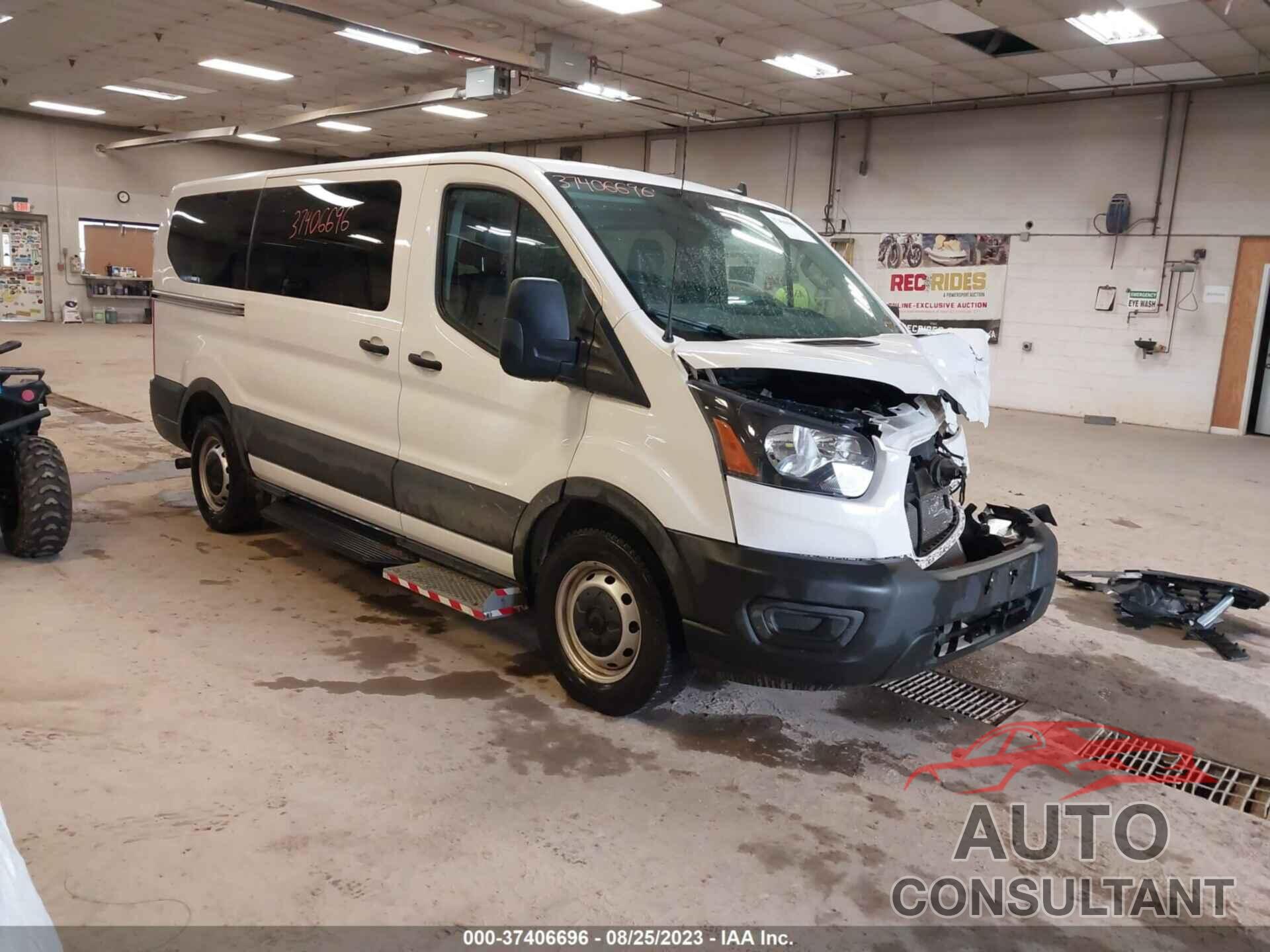 FORD TRANSIT-150 PASSENGER VAN 2020 - 1FMZK1Y82LKB57700