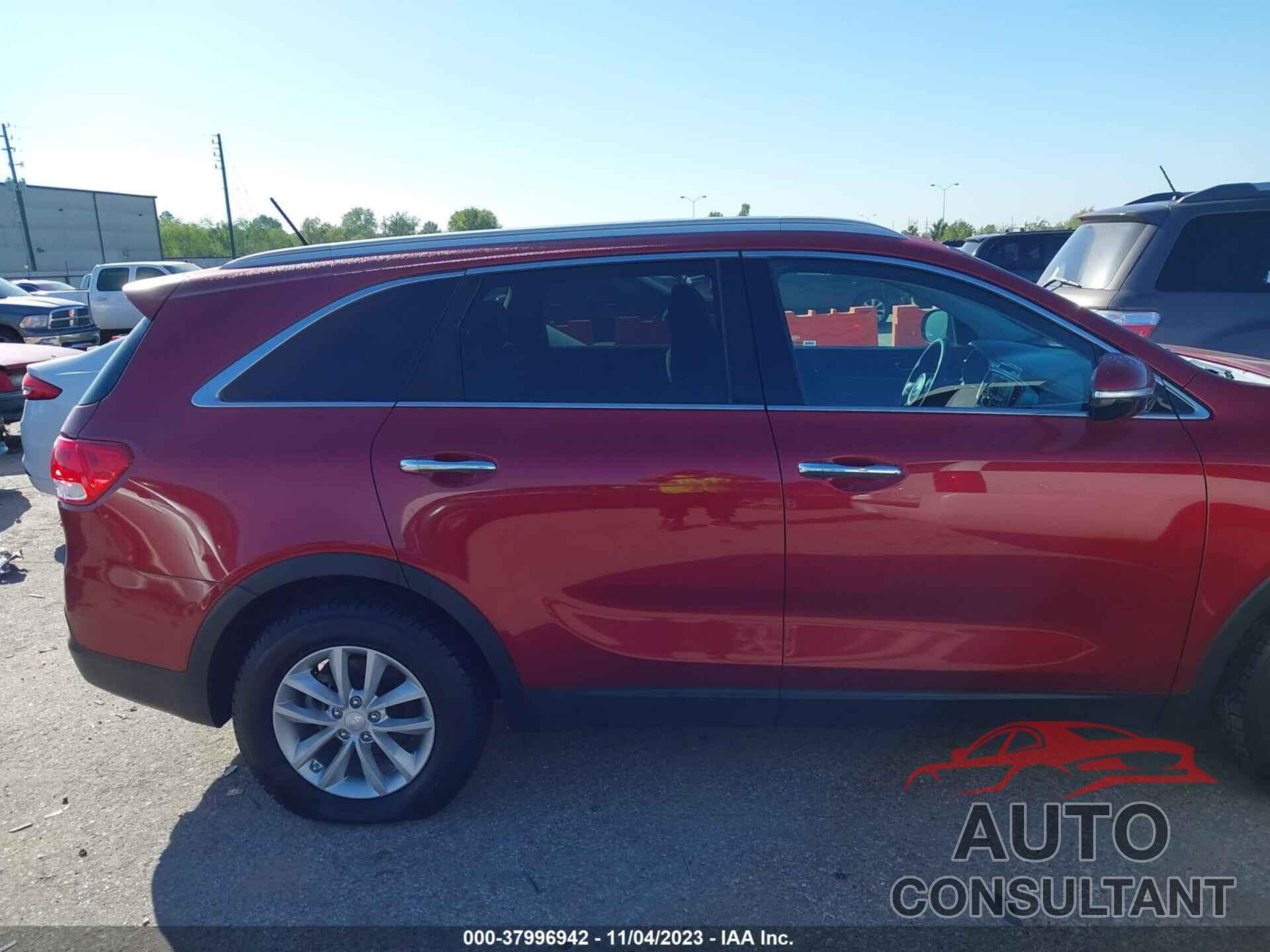 KIA SORENTO 2017 - 5XYPG4A3XHG221315