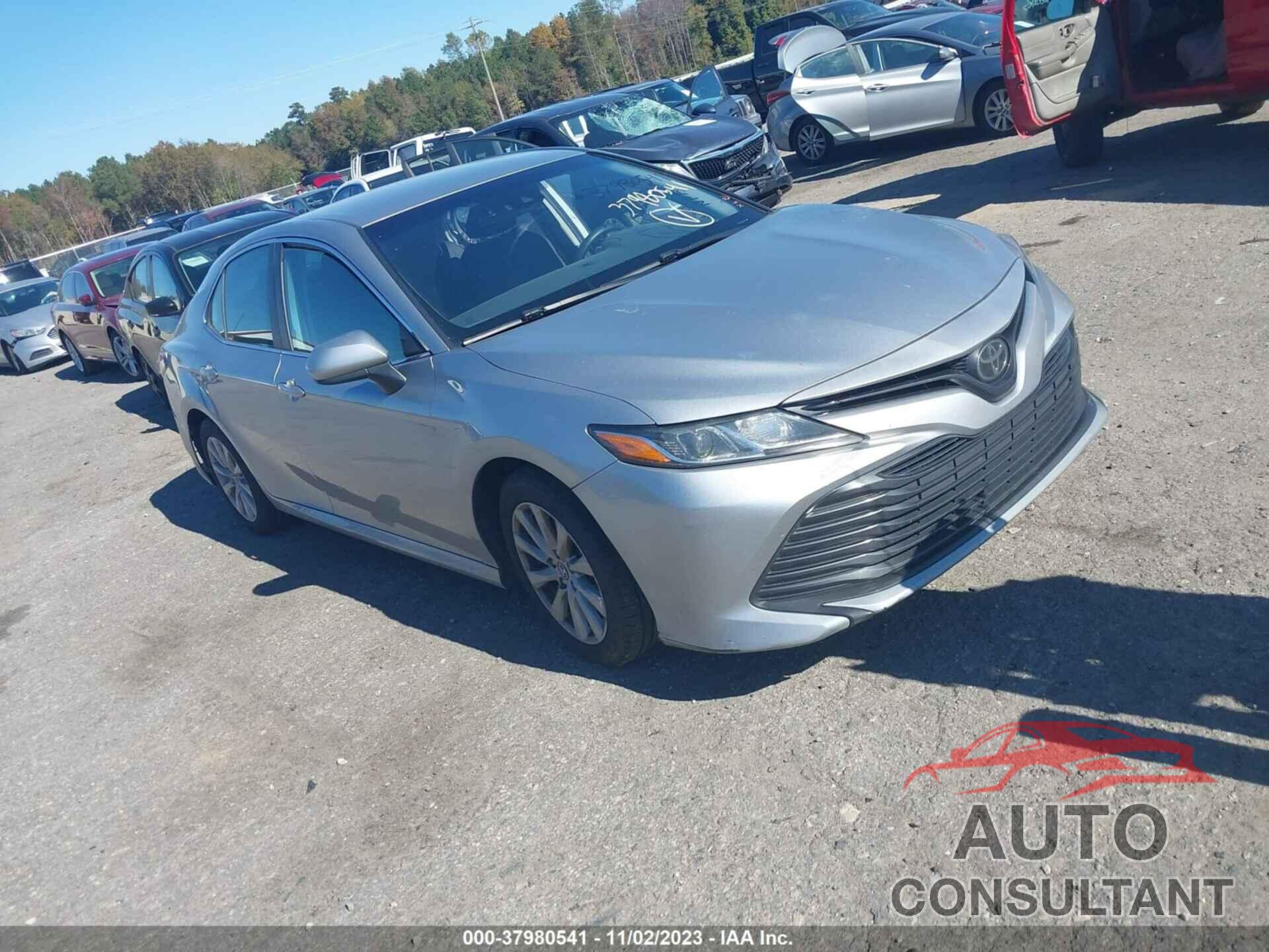 TOYOTA CAMRY 2019 - 4T1B11HK8KU196312