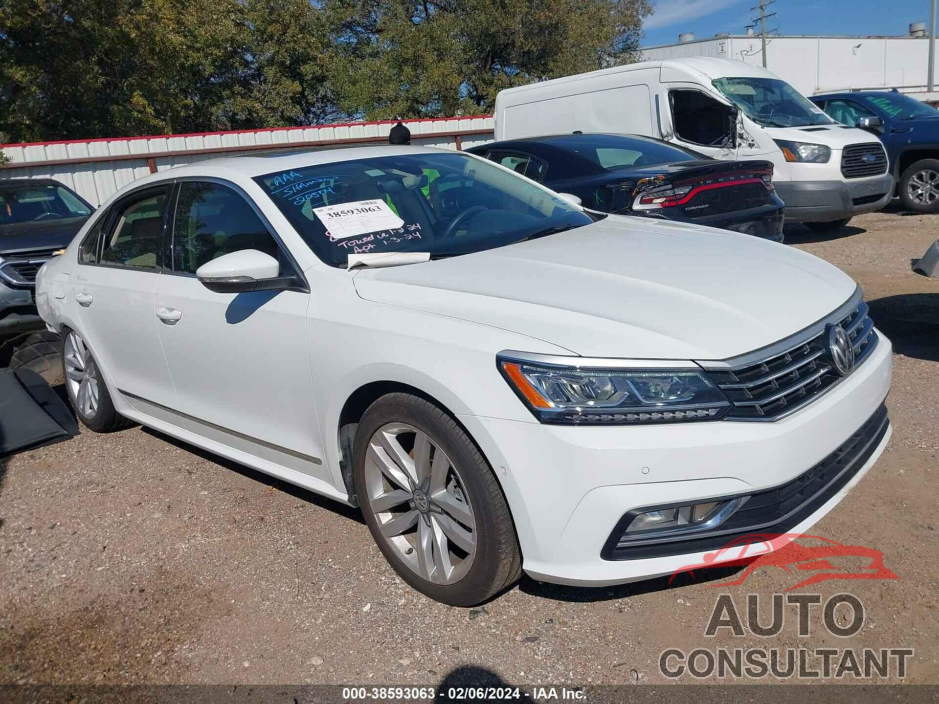 VOLKSWAGEN PASSAT 2017 - 1VWCT7A35HC045402