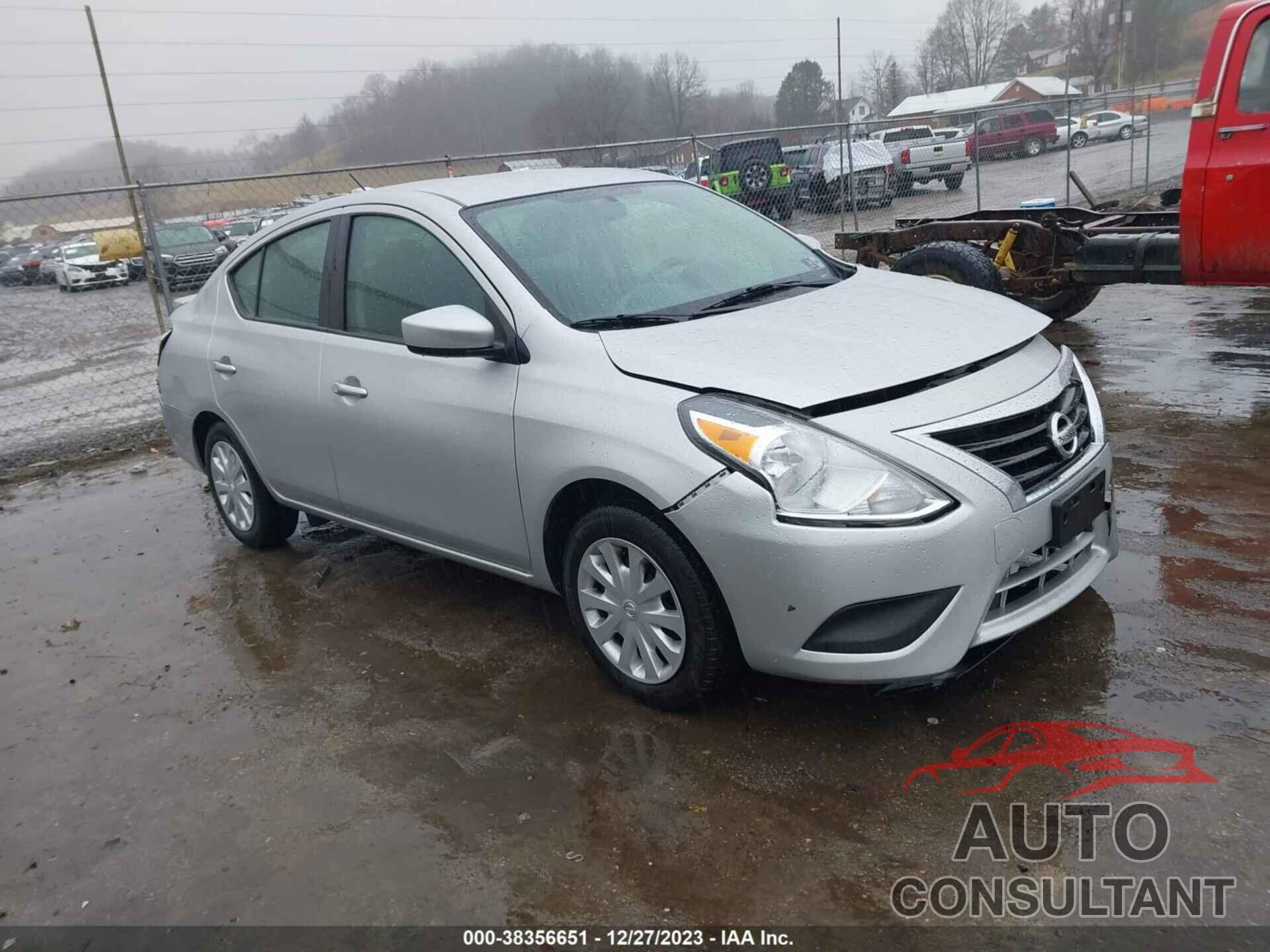 NISSAN VERSA 2019 - 3N1CN7AP6KL876003