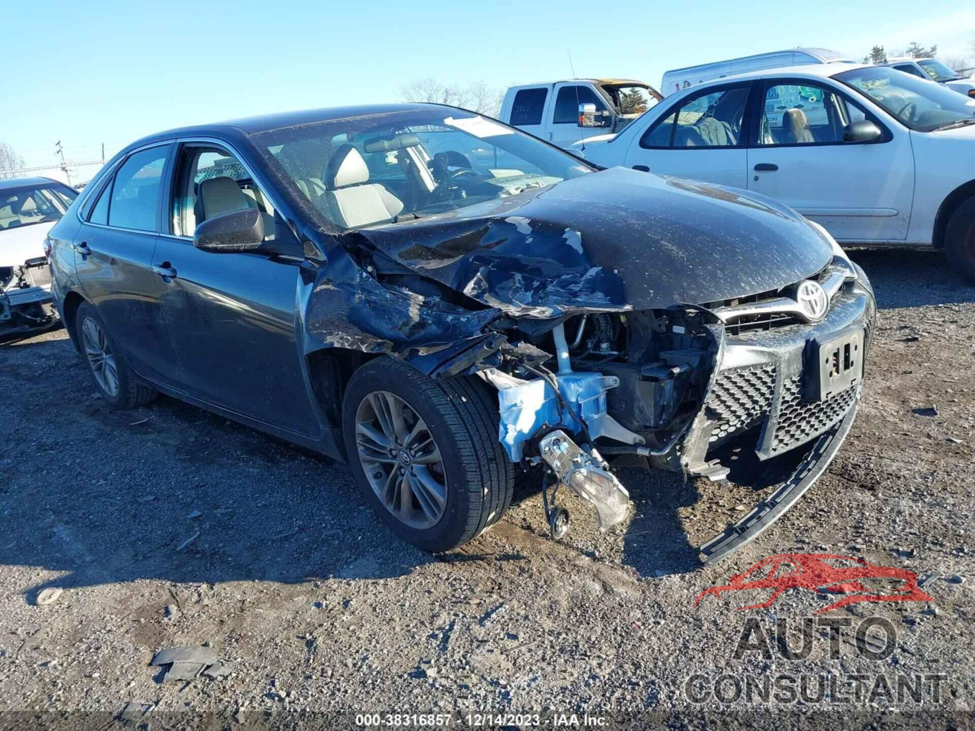 TOYOTA CAMRY 2017 - 4T1BF1FK2HU784476