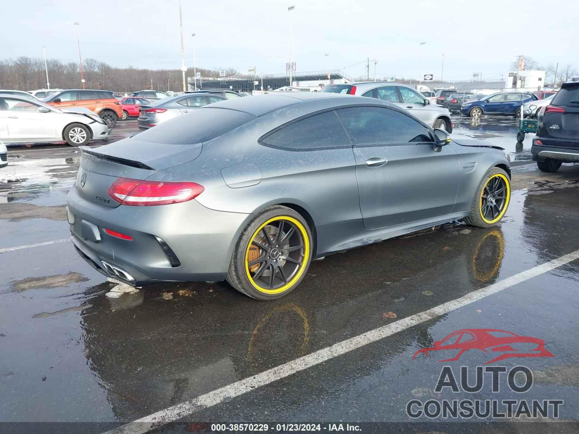 MERCEDES-BENZ AMG C 63 2017 - WDDWJ8HB7HF426987