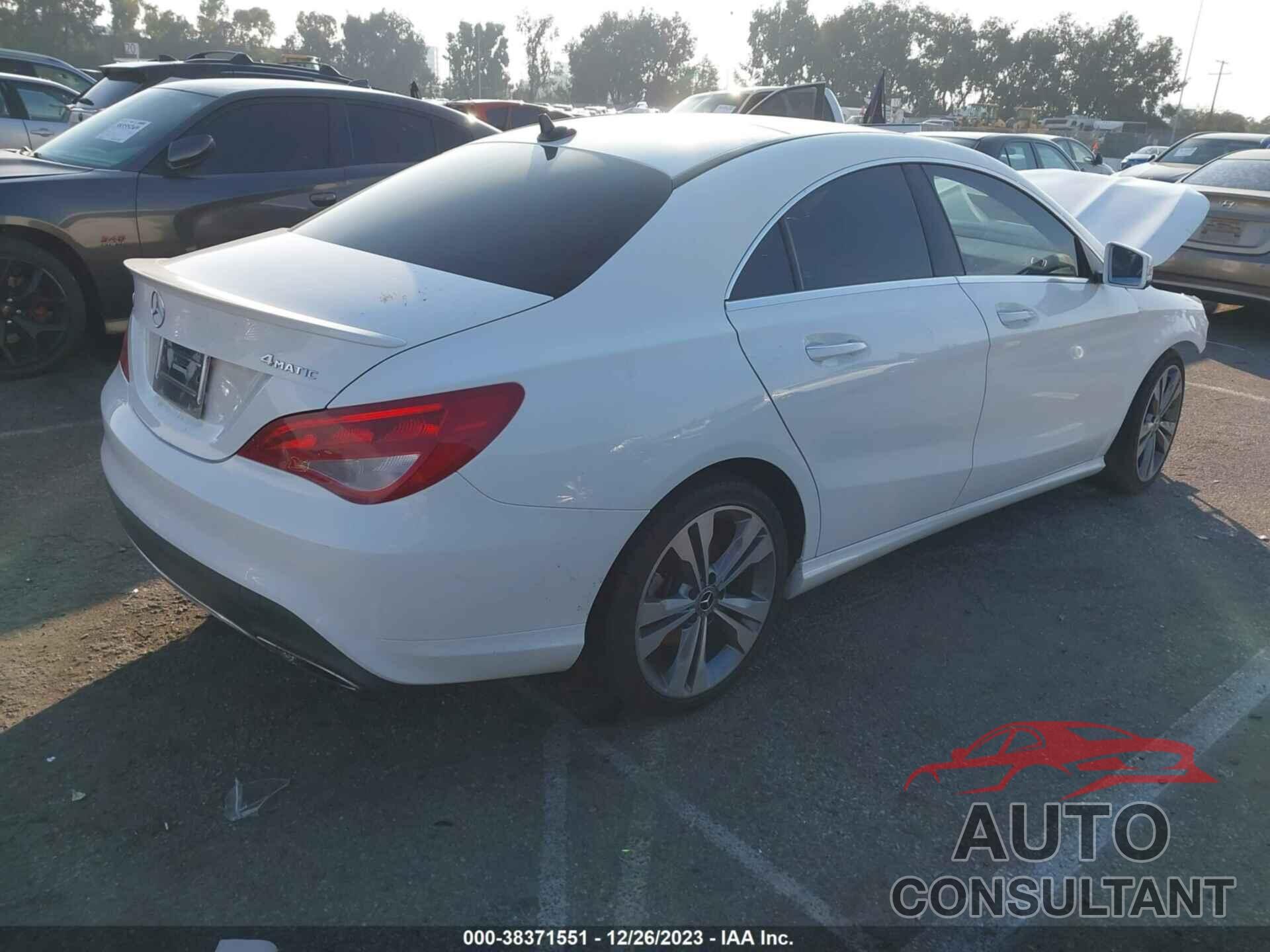 MERCEDES-BENZ CLA 250 2019 - WDDSJ4GB8KN762251