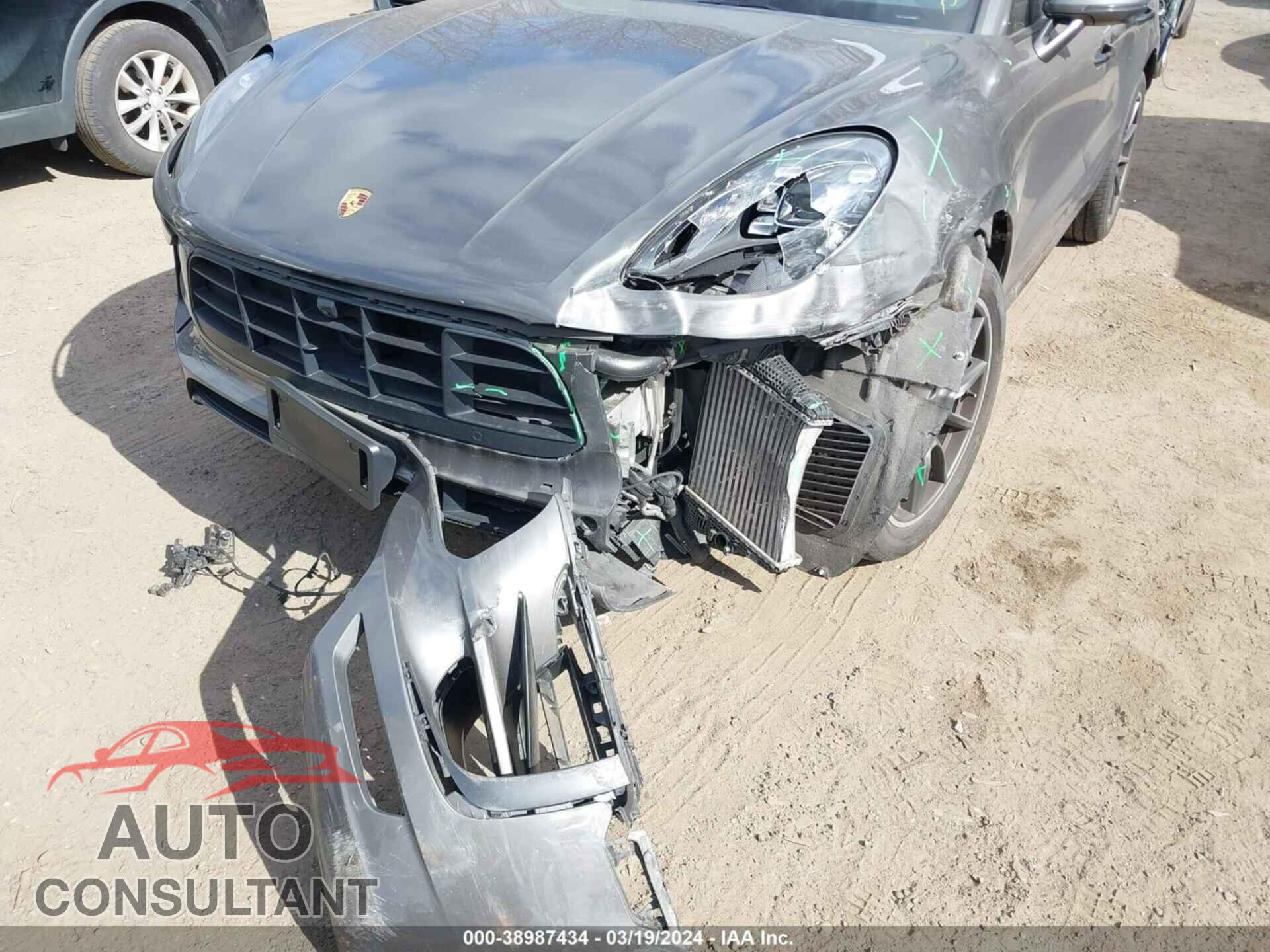 PORSCHE MACAN 2017 - WP1AG2A5XHLB54956