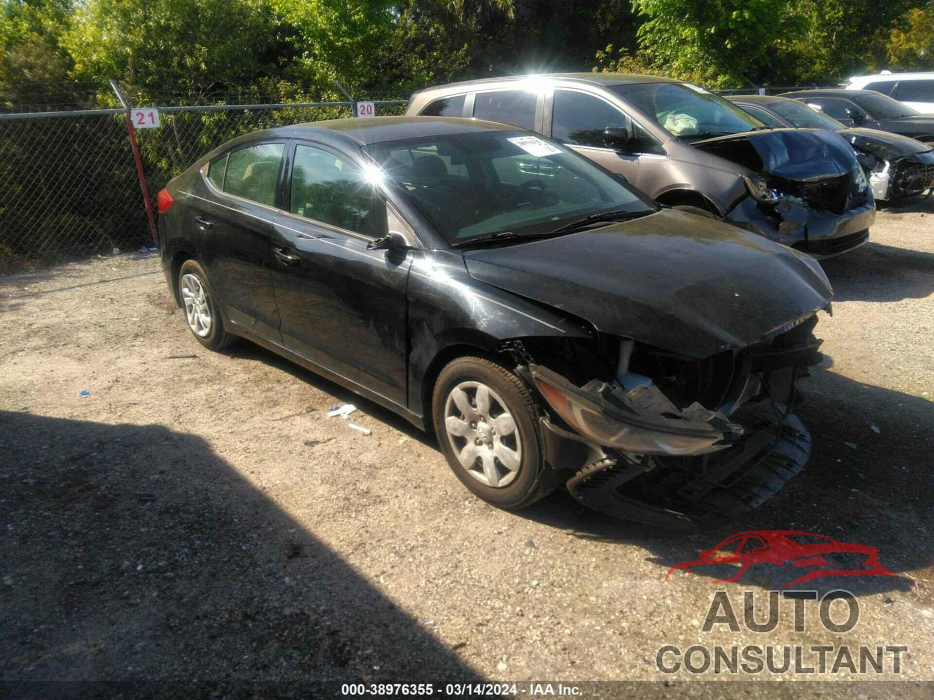 HYUNDAI ELANTRA 2018 - 5NPD74LF7JH353182