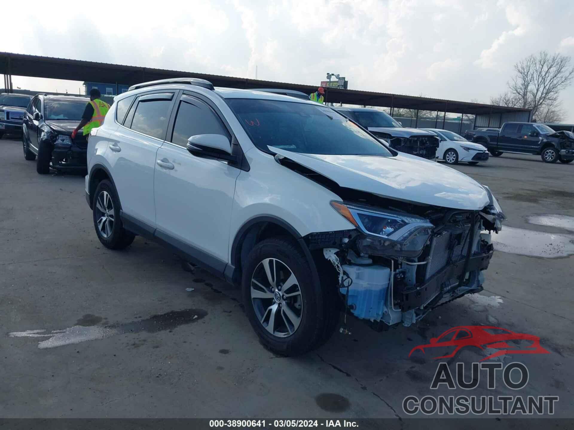 TOYOTA RAV4 2018 - JTMWFREV7JJ724703