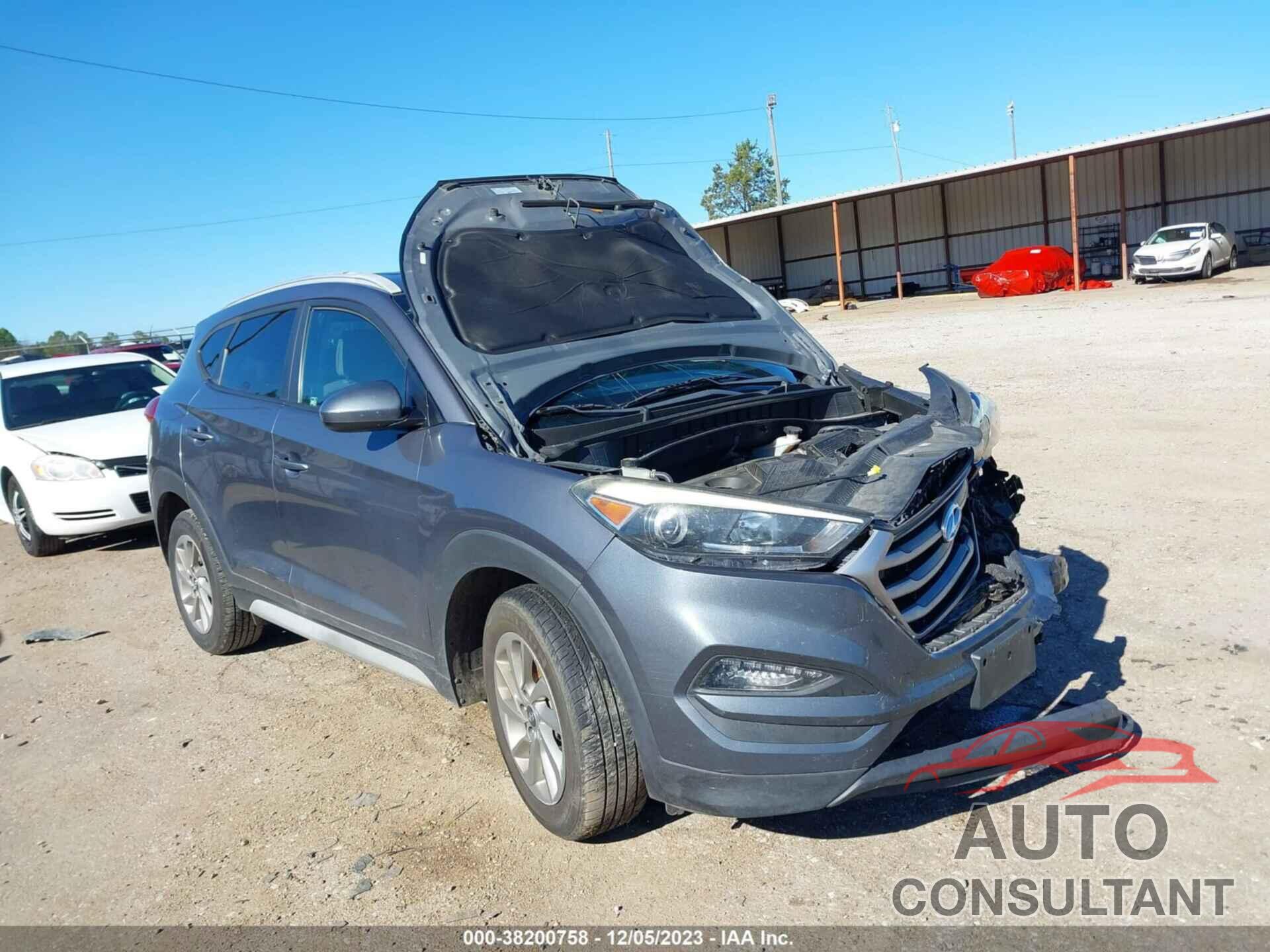 HYUNDAI TUCSON 2018 - KM8J33A43JU640725