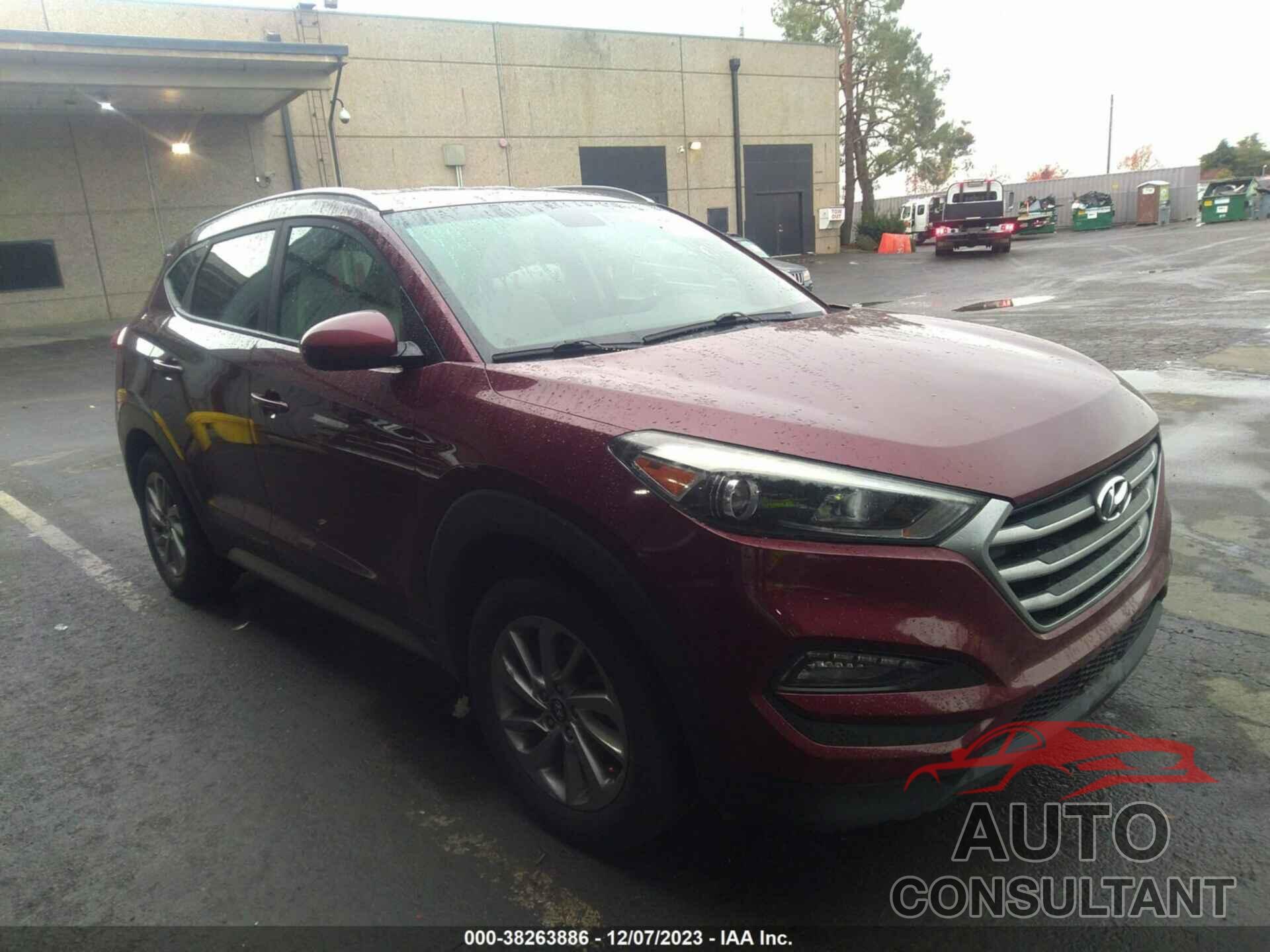 HYUNDAI TUCSON 2018 - KM8J3CA48JU597208