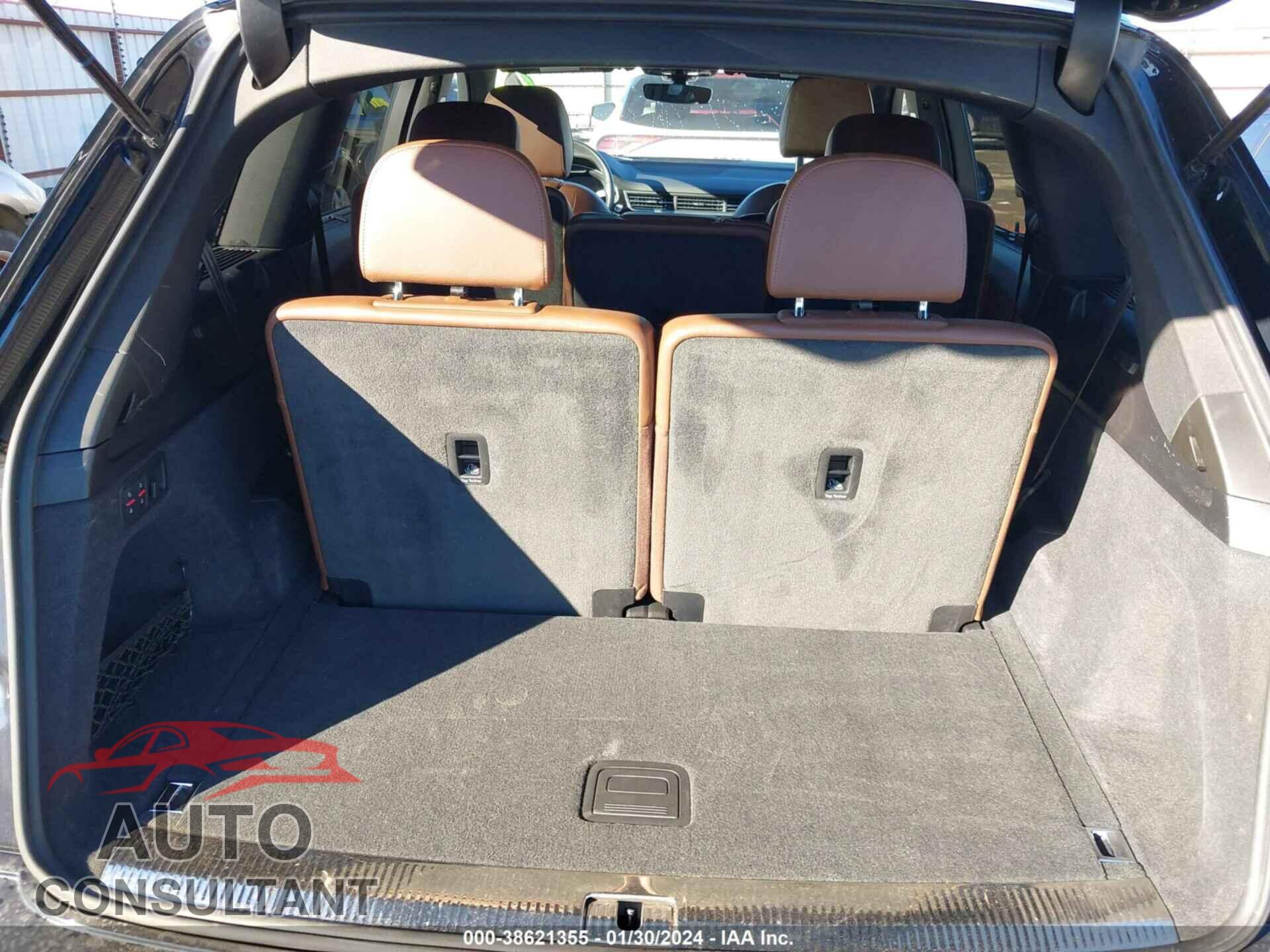 AUDI Q7 2017 - WA1VAAF79HD037222