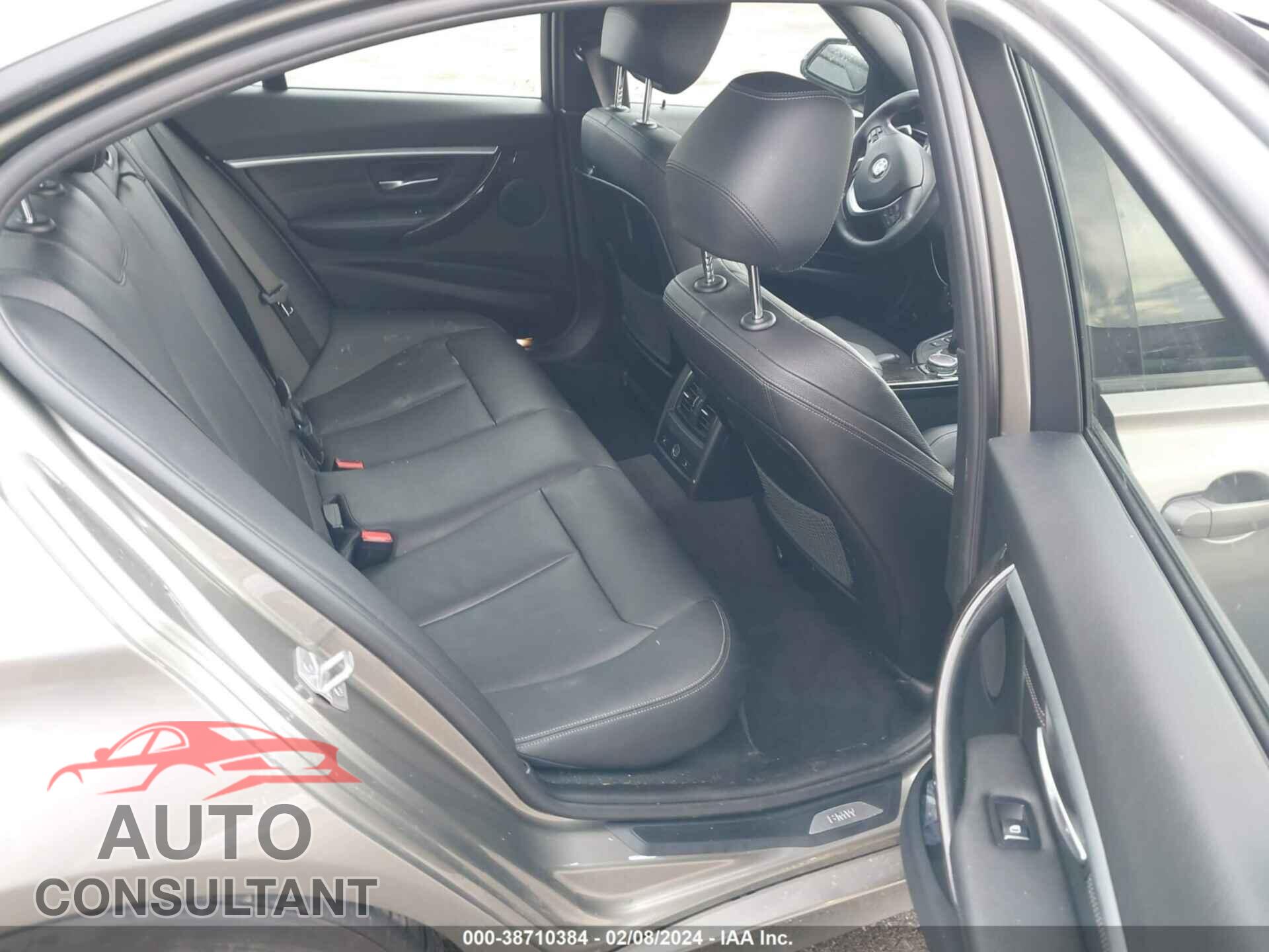 BMW 328I 2016 - WBA8E3G55GNU00735