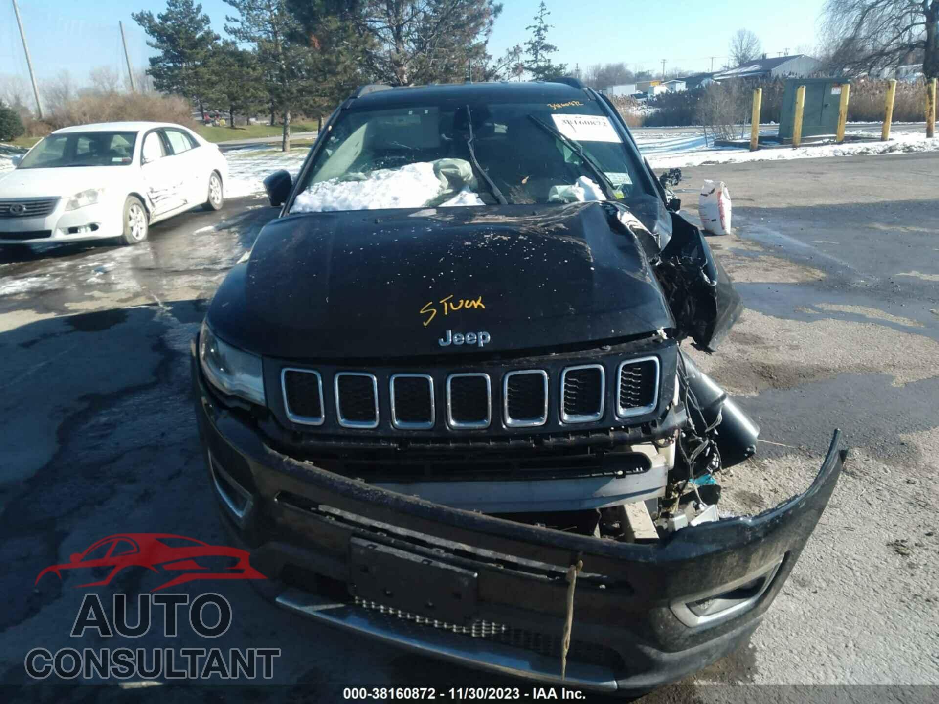 JEEP COMPASS 2018 - 3C4NJDCB2JT333716