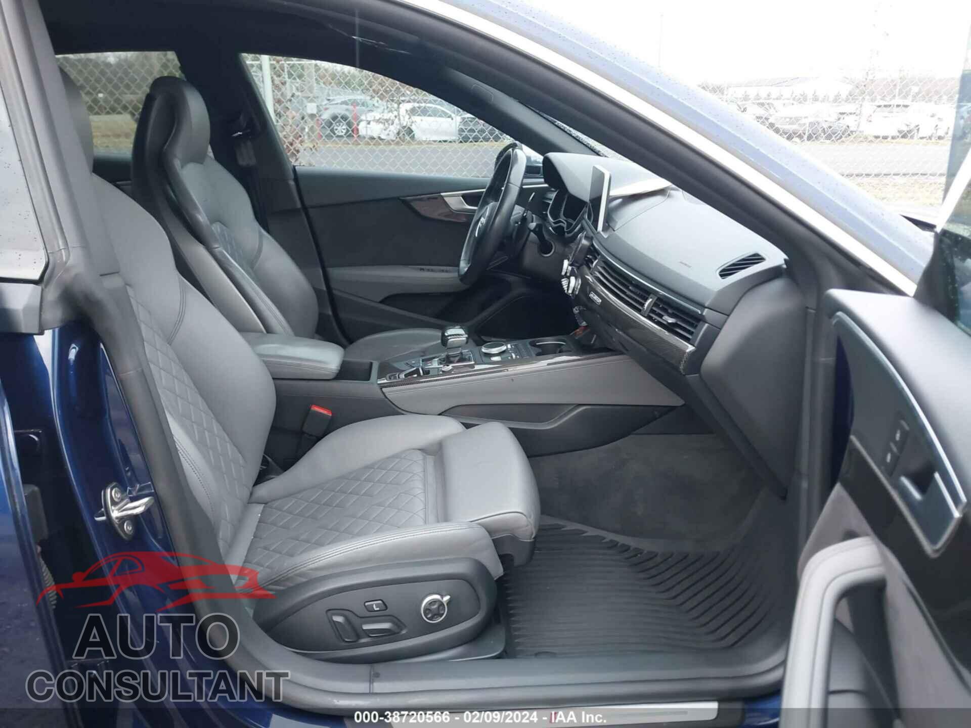 AUDI S5 2018 - WAUC4CF55JA010201