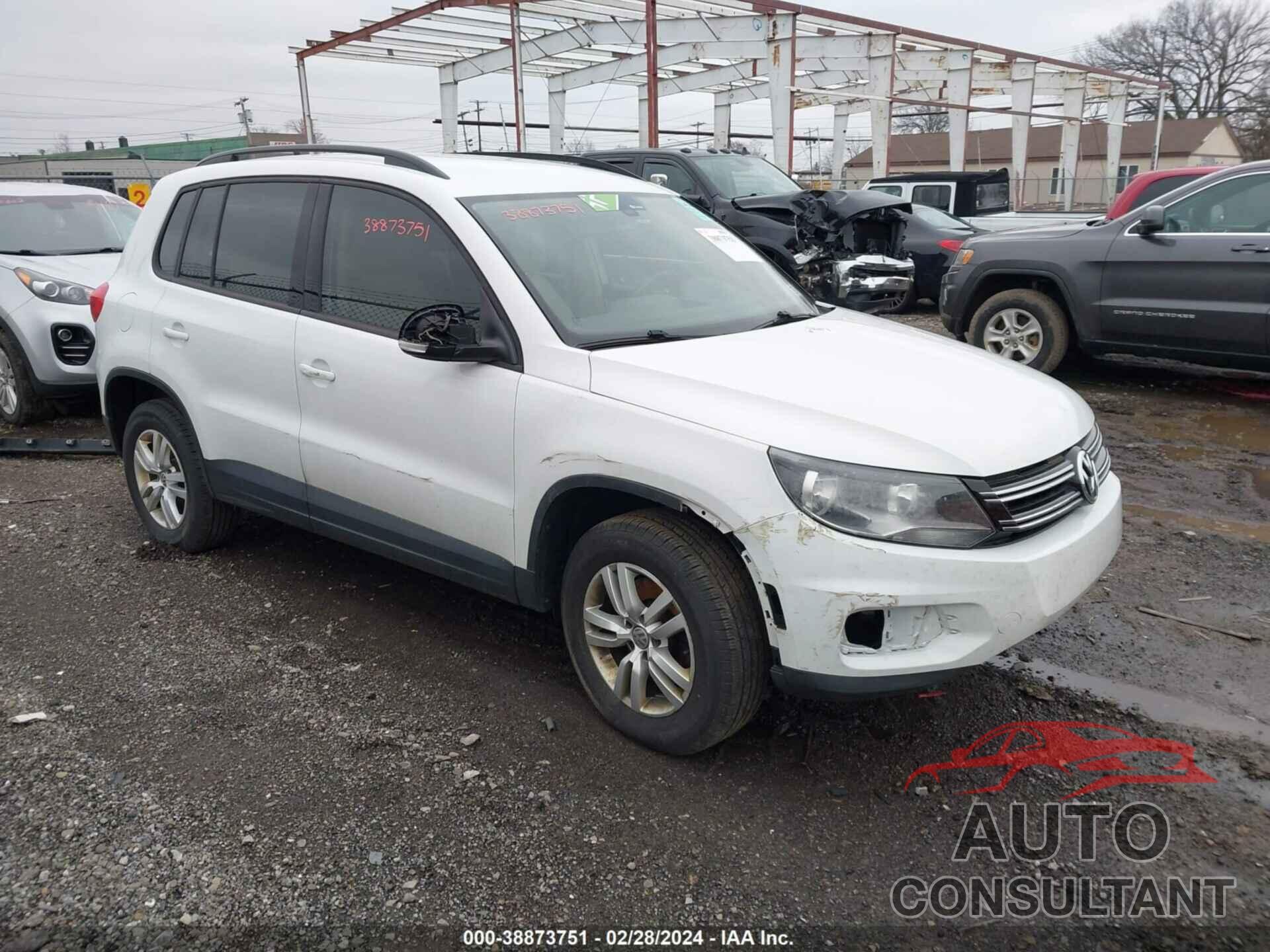 VOLKSWAGEN TIGUAN 2017 - WVGAV7AX4HK005398