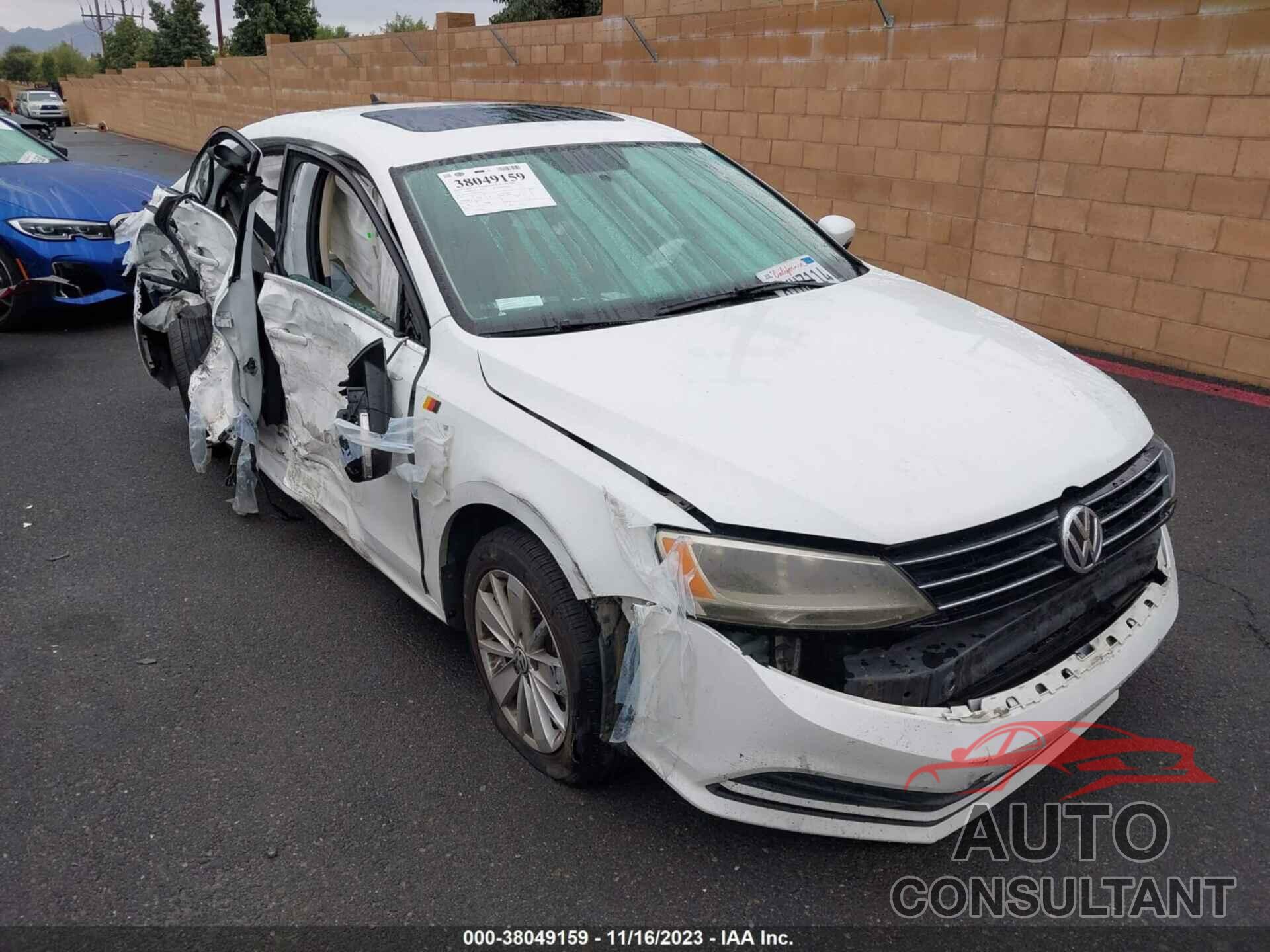 VOLKSWAGEN JETTA 2015 - 3VWD17AJ1FM318887