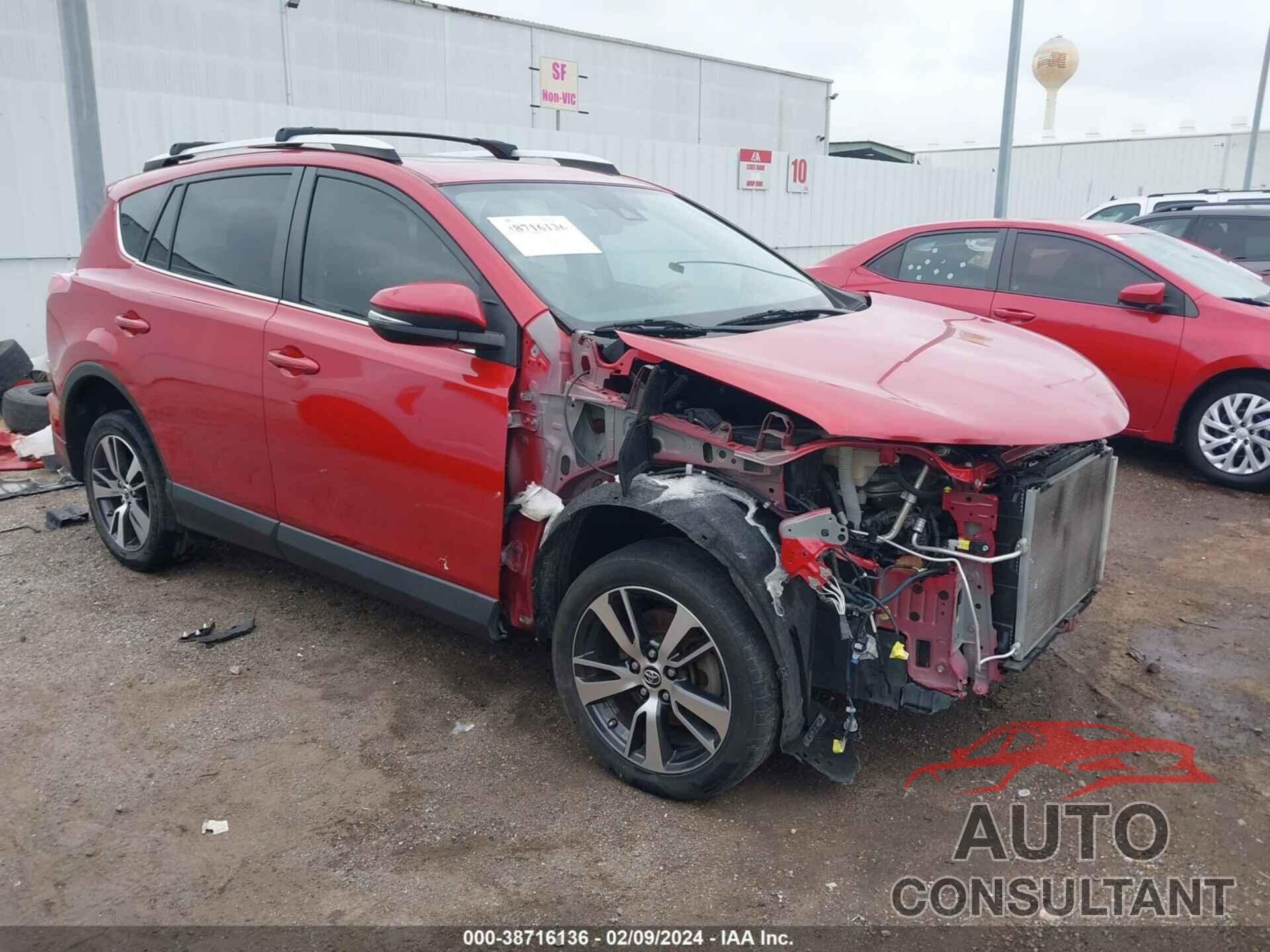 TOYOTA RAV4 2016 - JTMWFREV0GJ086528