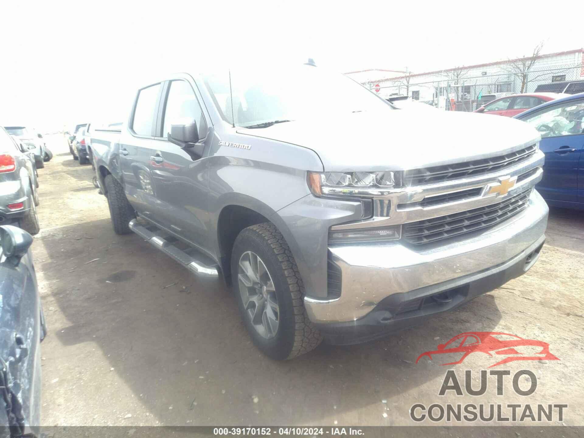 CHEVROLET SILVERADO 1500 2021 - 1GCPYJEK3MZ447432