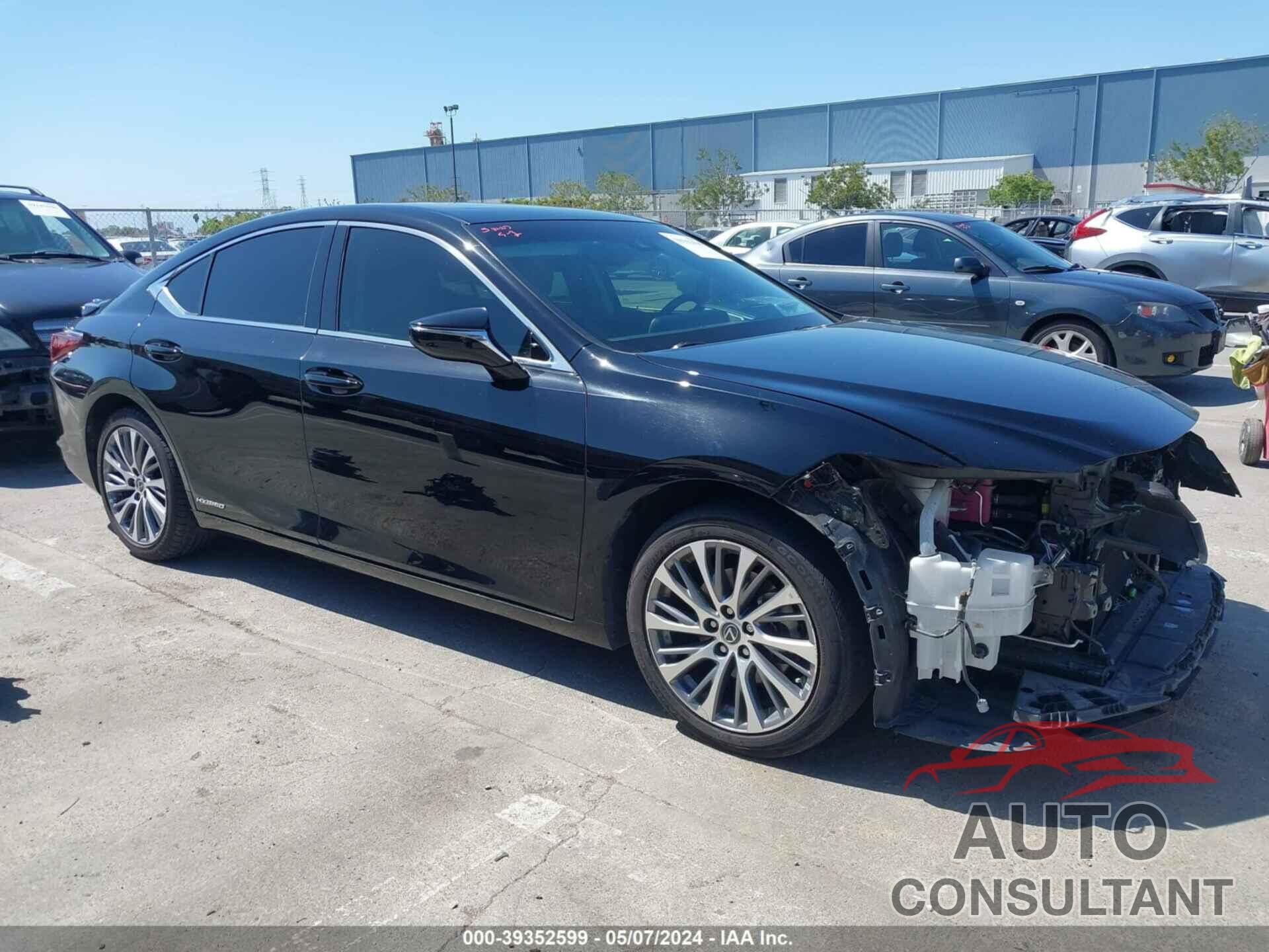 LEXUS ES 300H 2020 - 58AD21B19LU009143