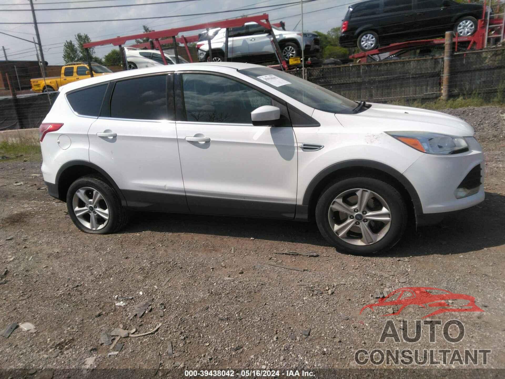 FORD ESCAPE 2016 - 1FMCU9GX2GUC81886