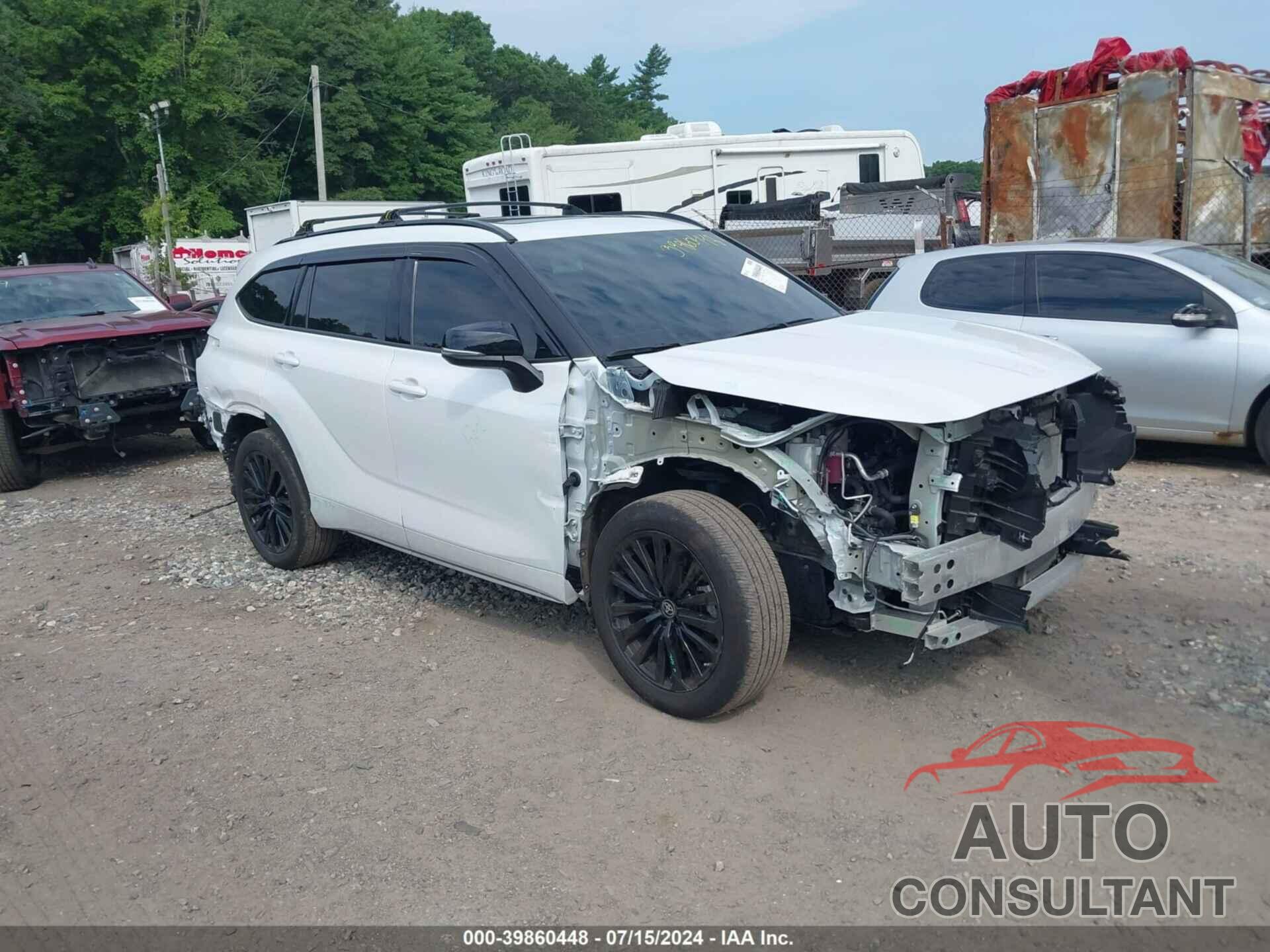 TOYOTA HIGHLANDER 2023 - 5TDKDRBH0PS513194