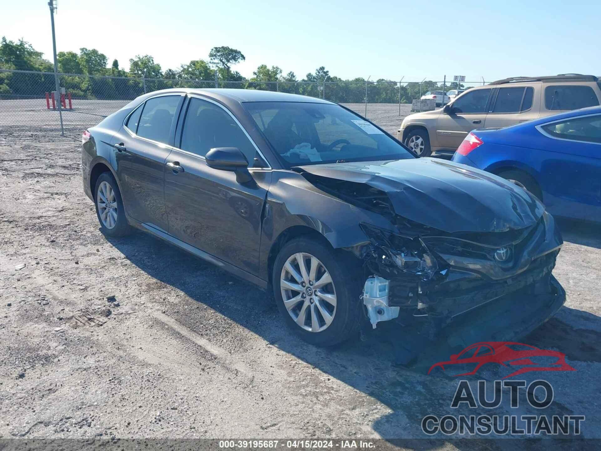 TOYOTA CAMRY 2018 - JTNB11HK1J3035305