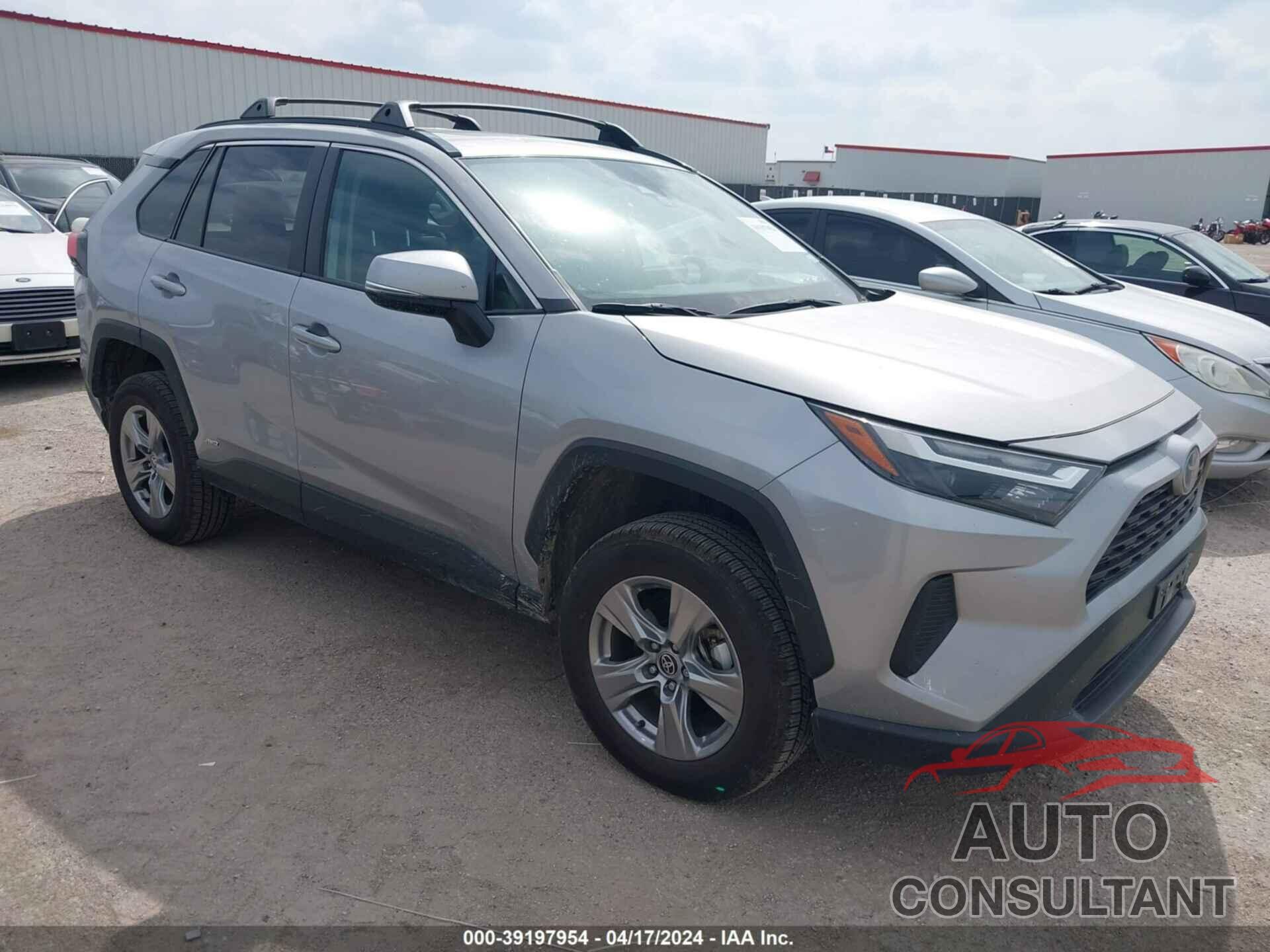 TOYOTA RAV4 2022 - 2T3RWRFV7NW133578