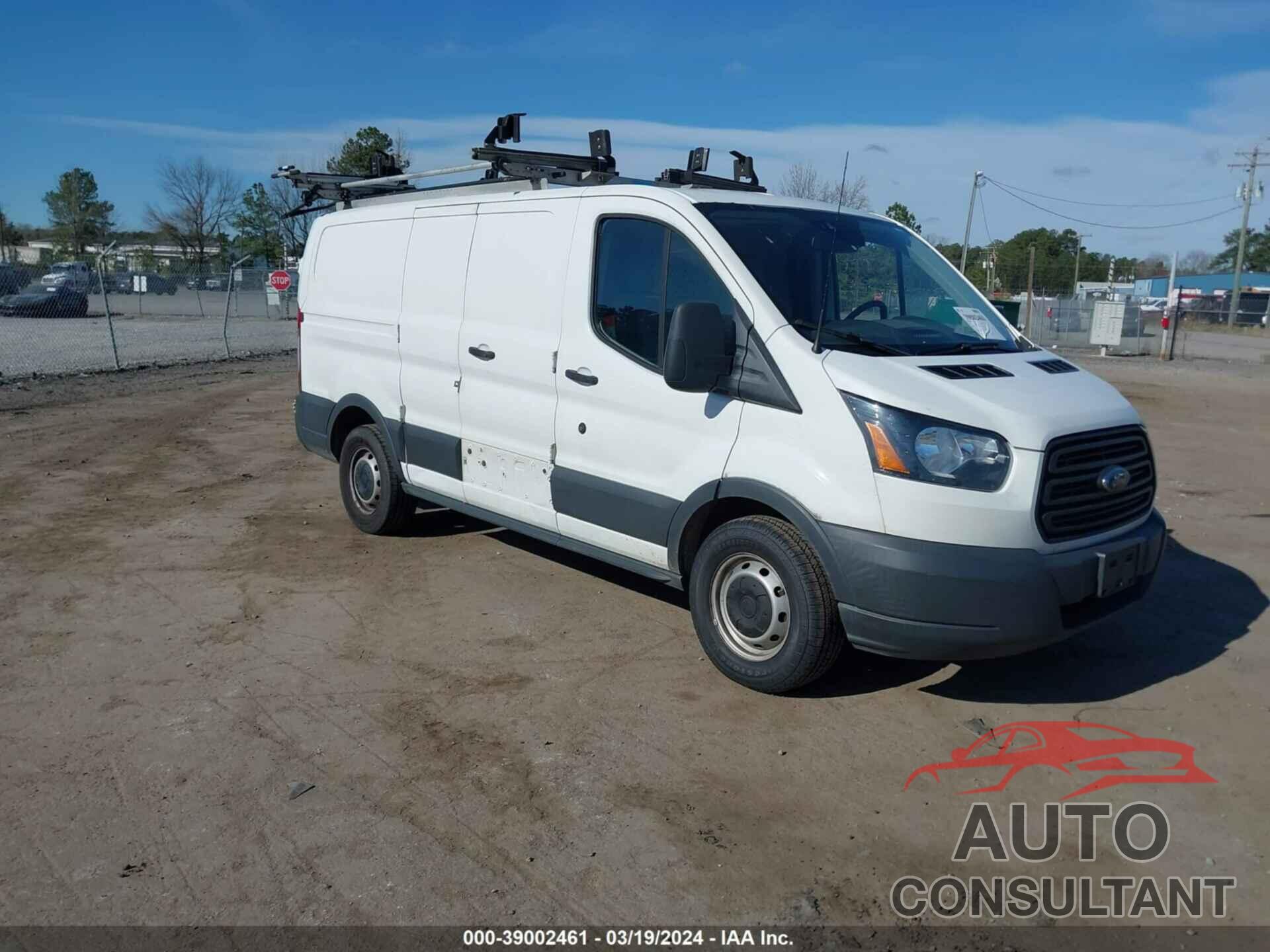 FORD TRANSIT-150 2018 - 1FTYE1ZM1JKA77756